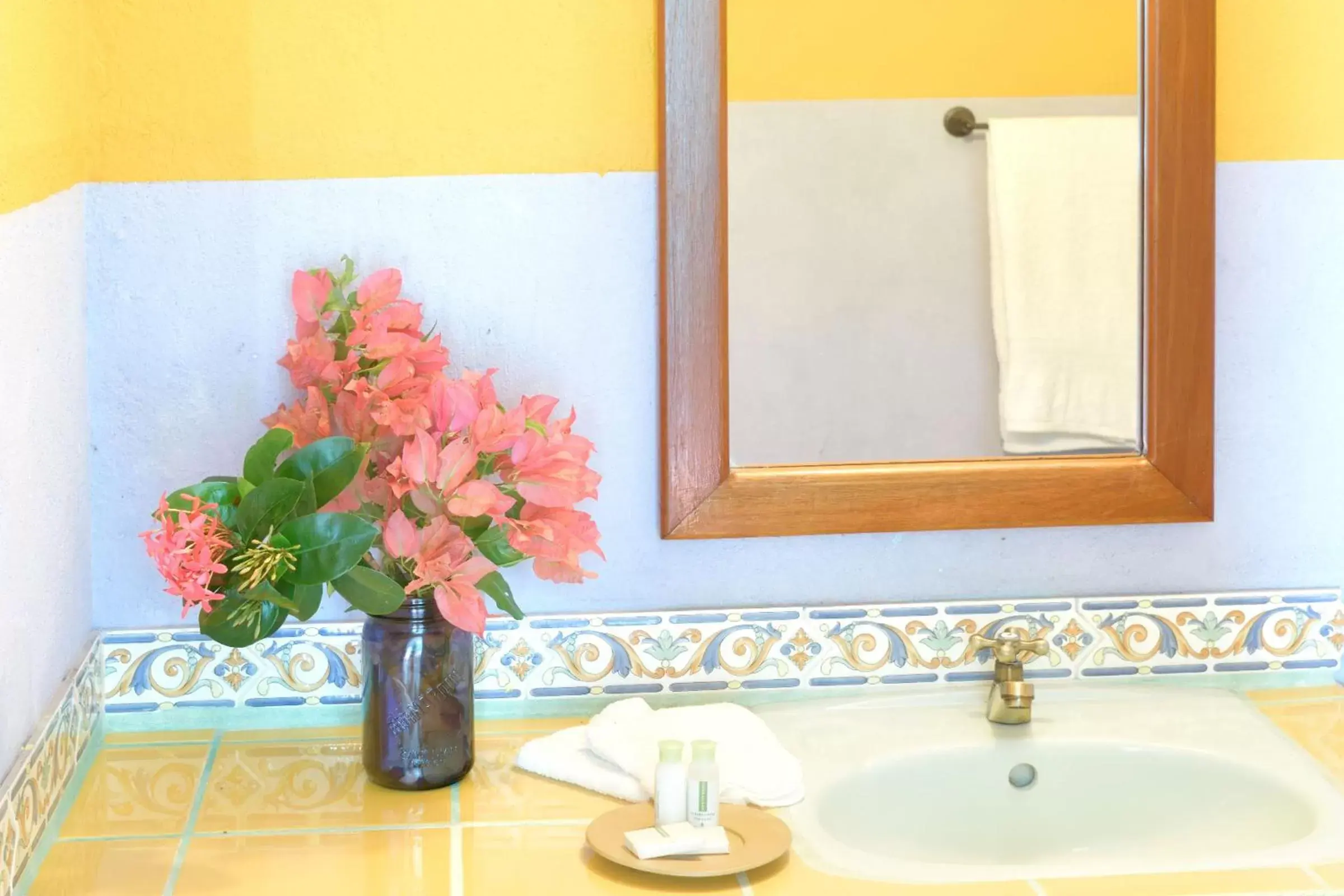 Bathroom in El Jardin