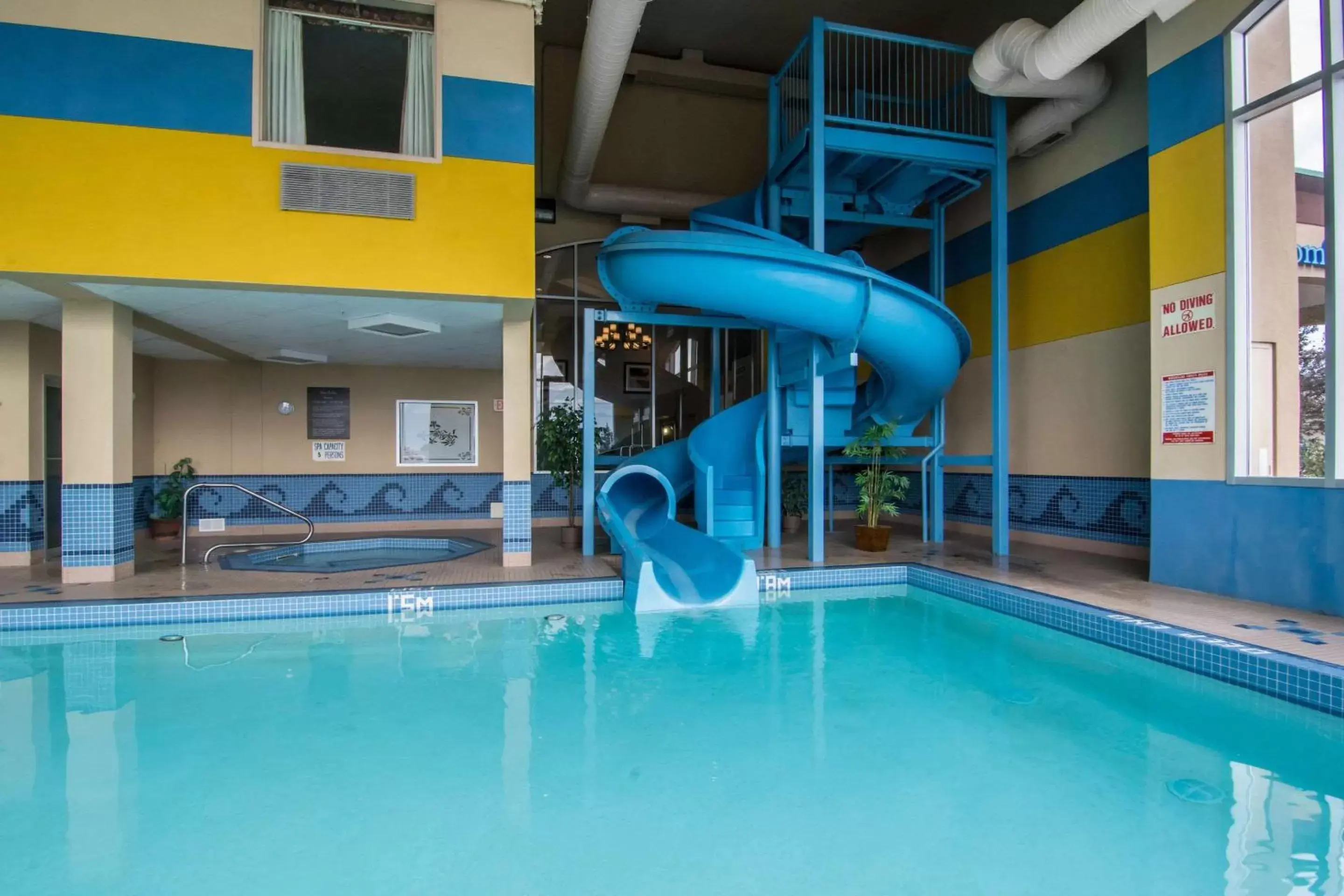 On site, Water Park in Comfort Inn & Suites Airport South