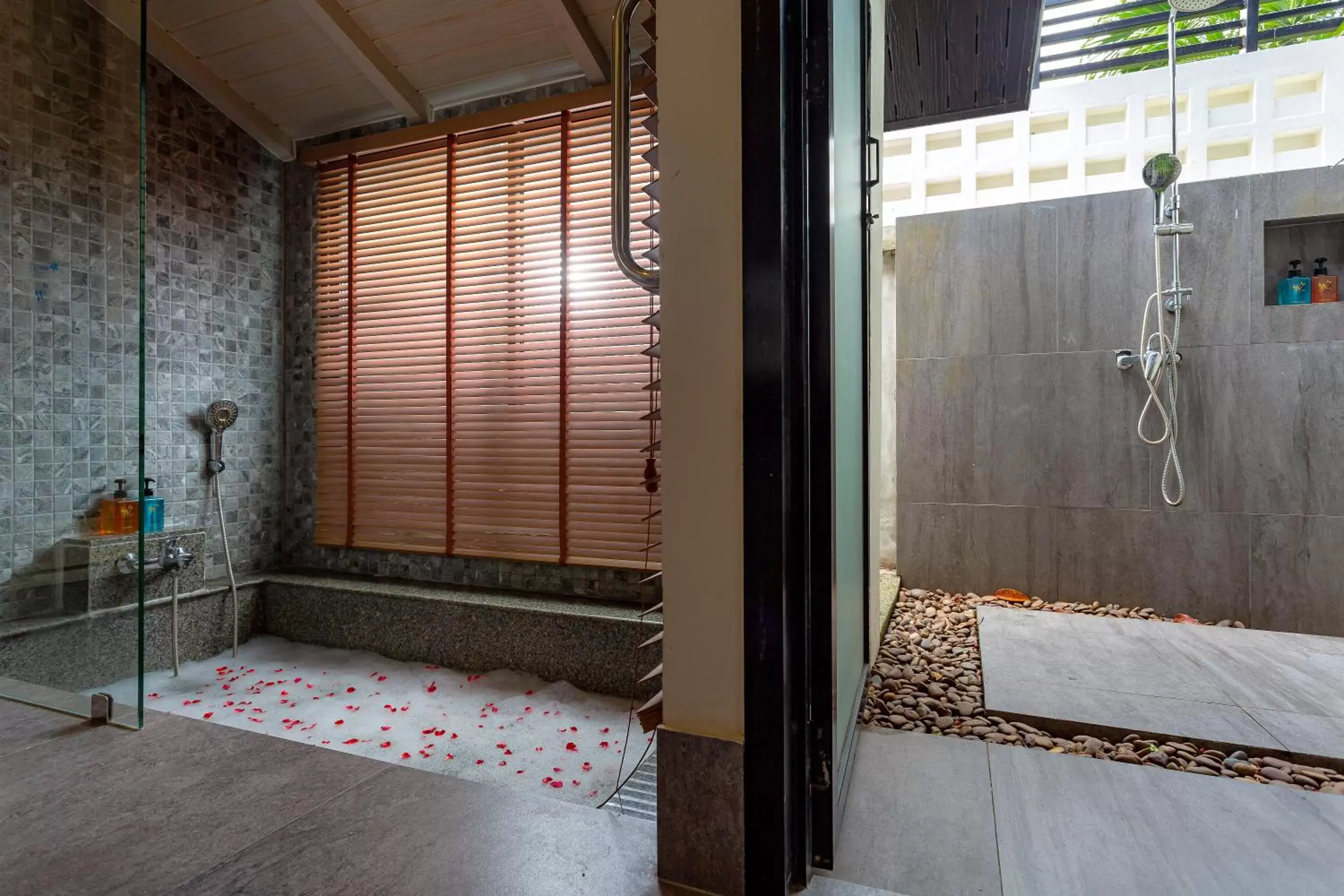 Shower, Bathroom in Khaolak Emerald Surf Beach Resort and Spa - SHA Extra Plus