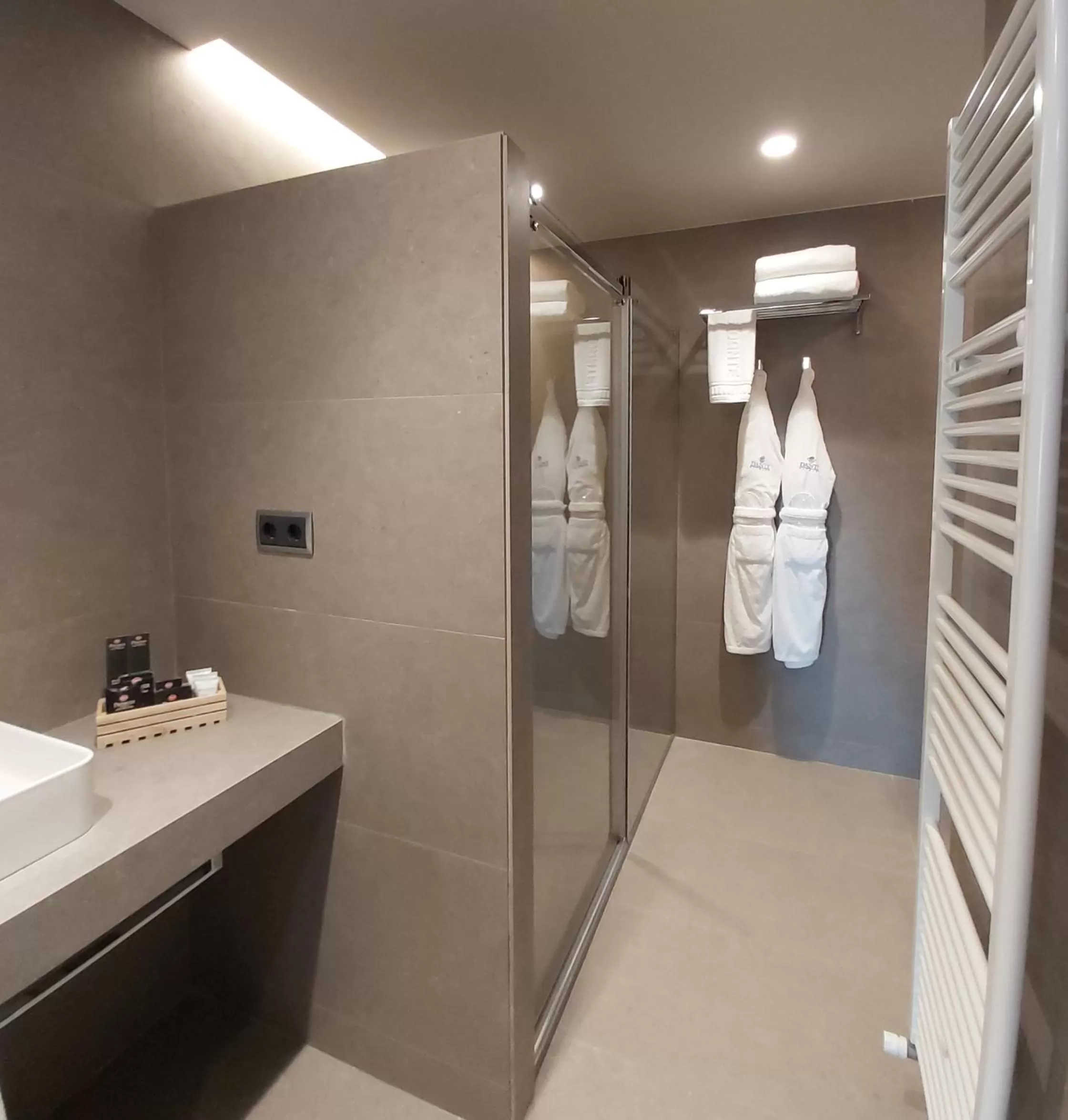 Bathroom in Best Western Premier Hotel Dante