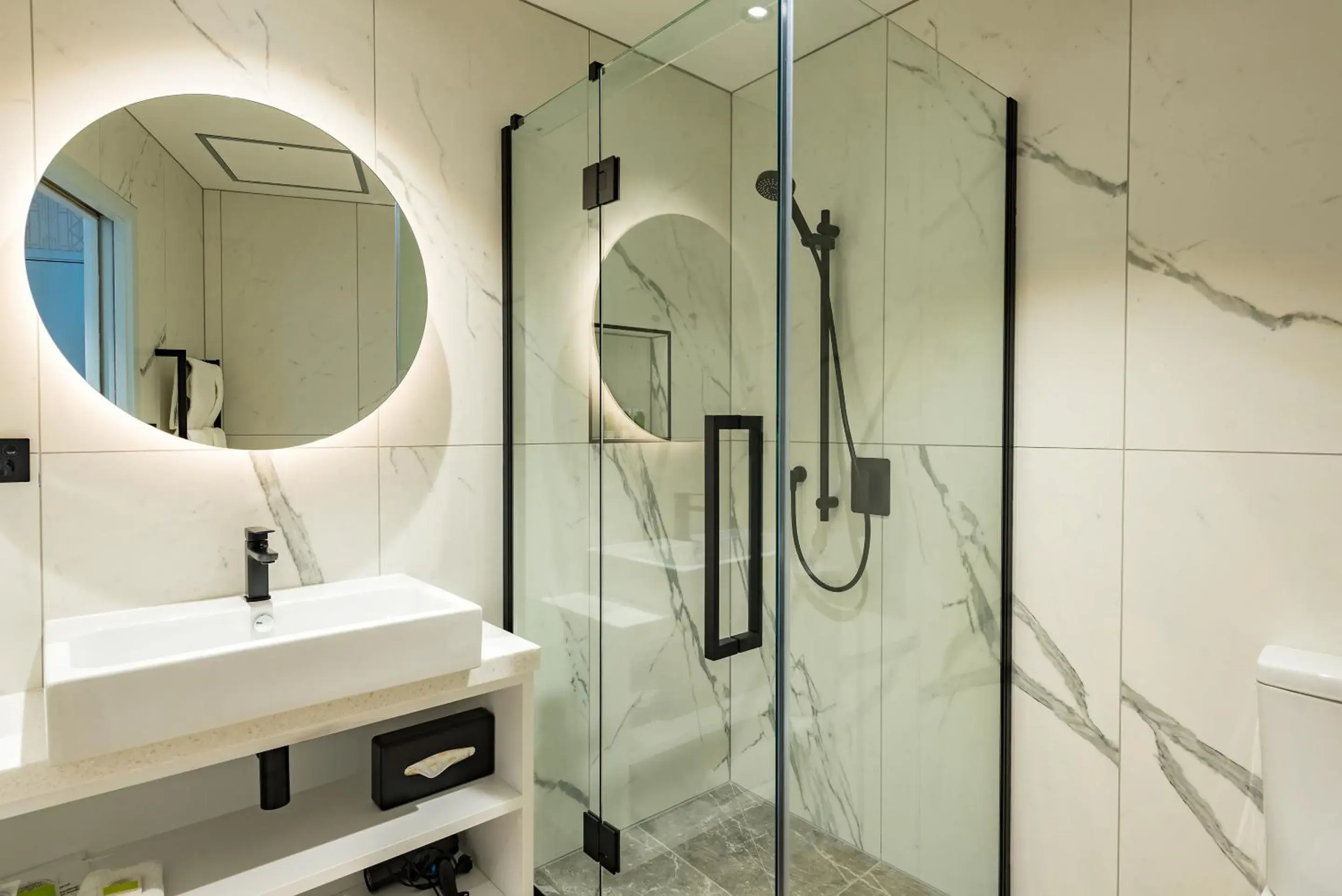 Shower, Bathroom in Airedale Boutique Suites