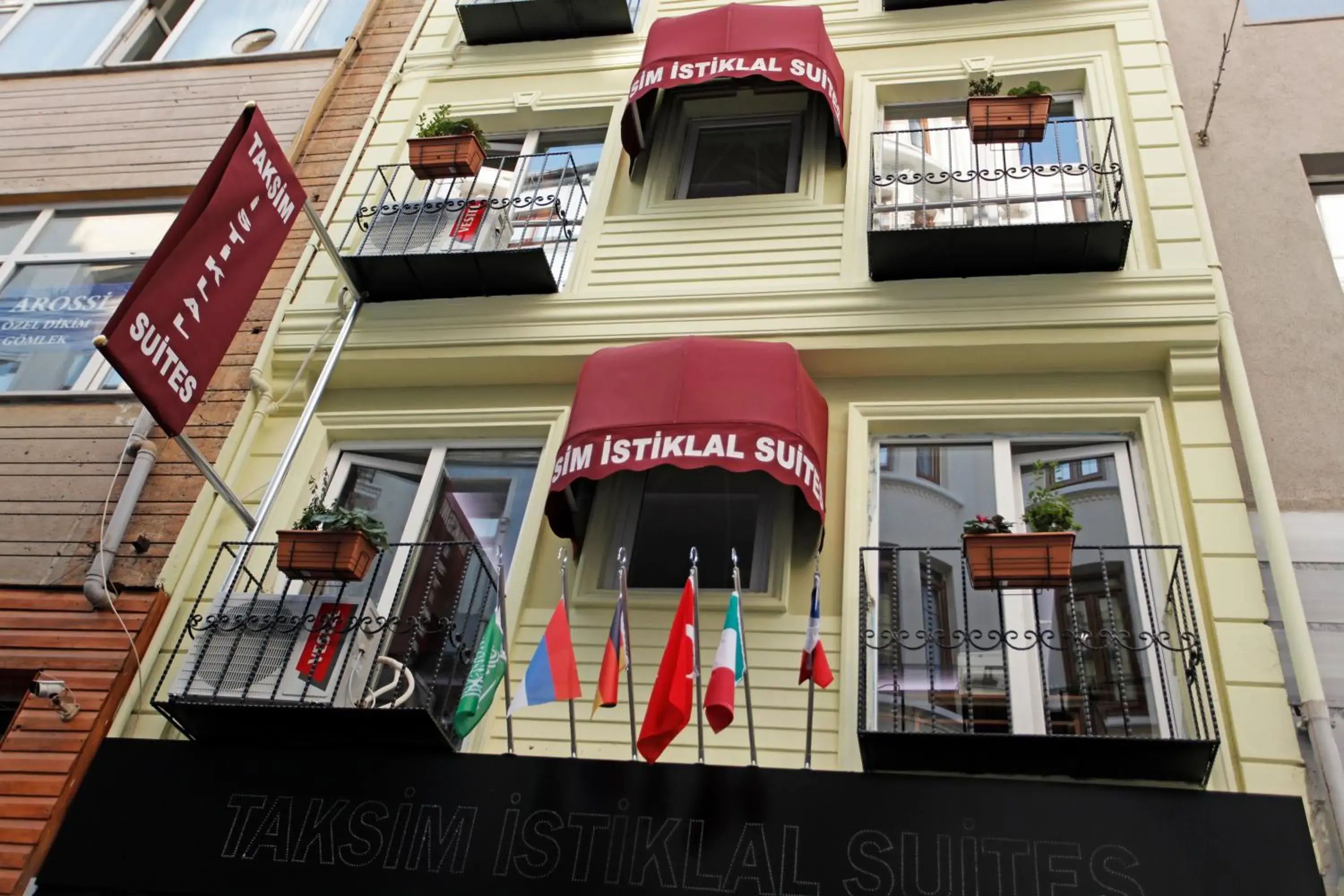 Facade/entrance in Taksim Istiklal Suites