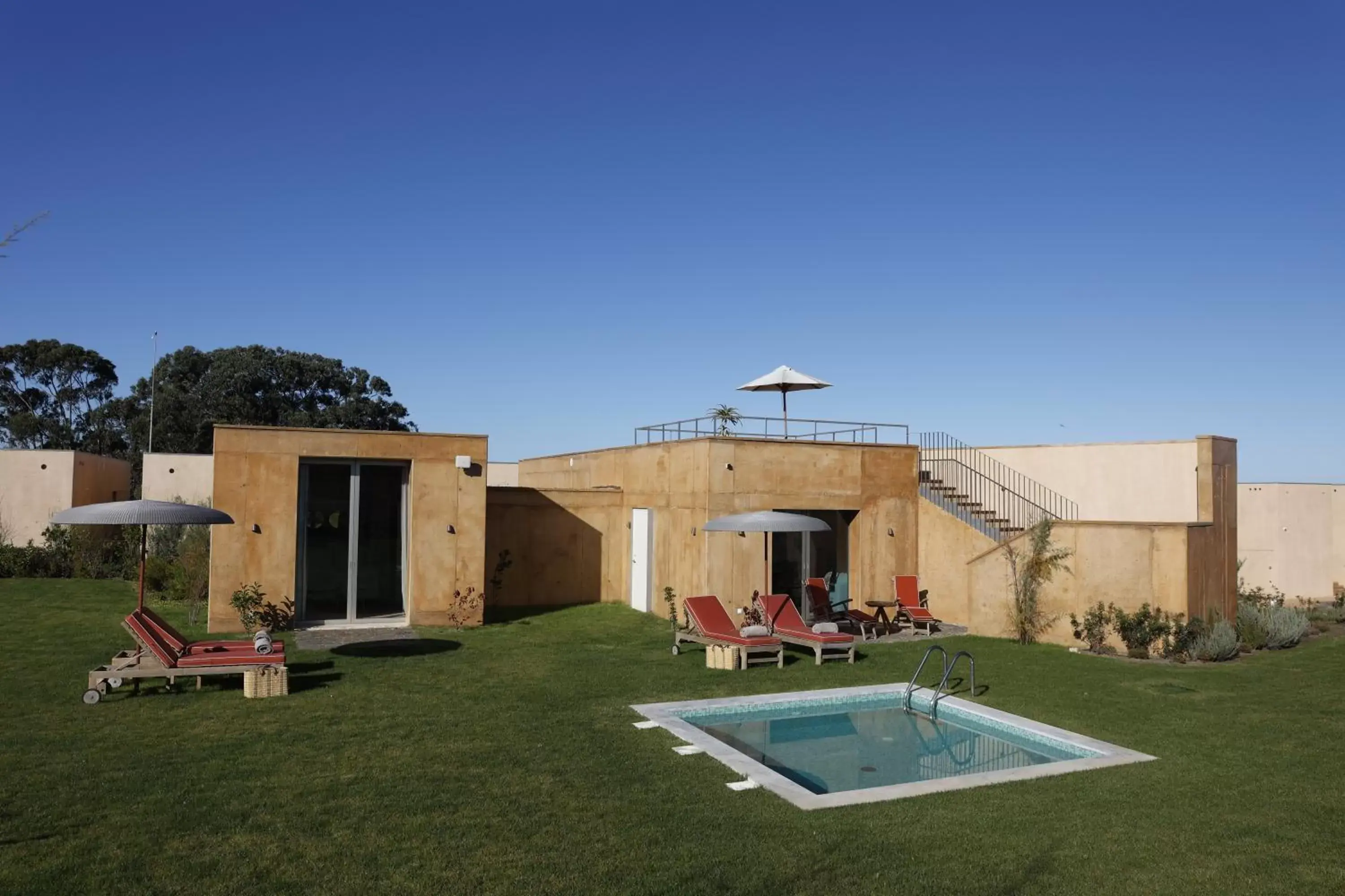 Swimming pool, Property Building in Praia do Canal Nature Resort