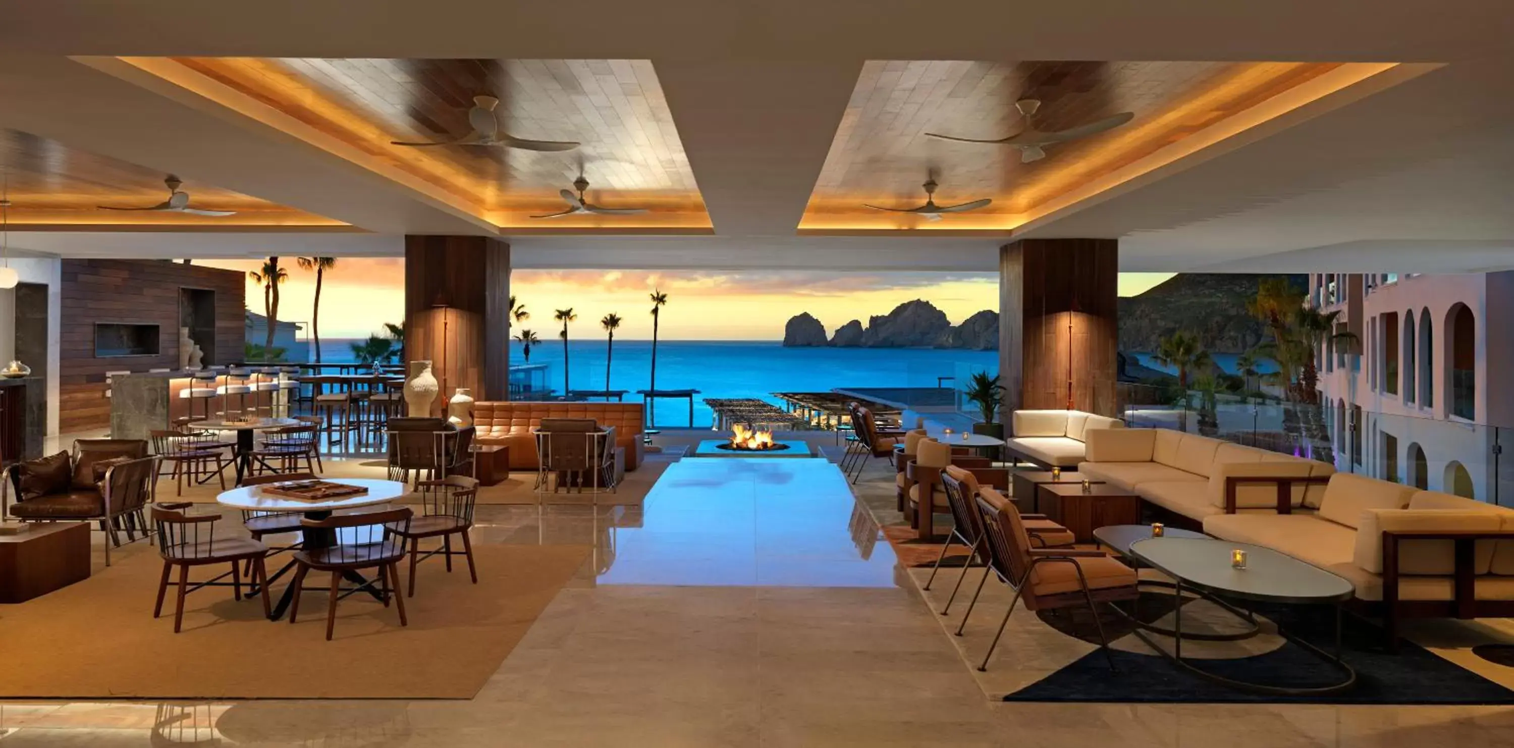 Lobby or reception, Restaurant/Places to Eat in ME Cabo