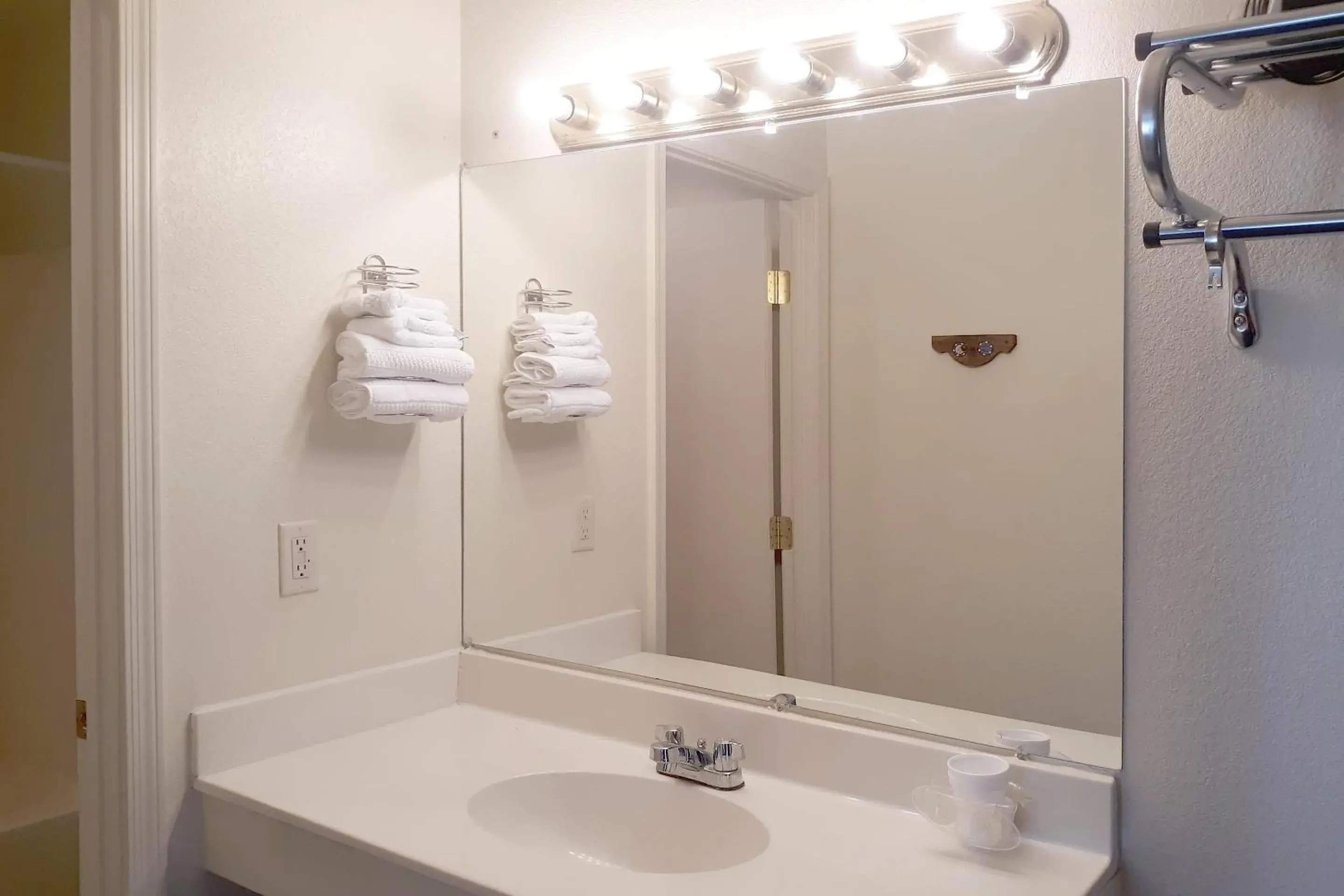 Bathroom in OYO Hotel Tombstone