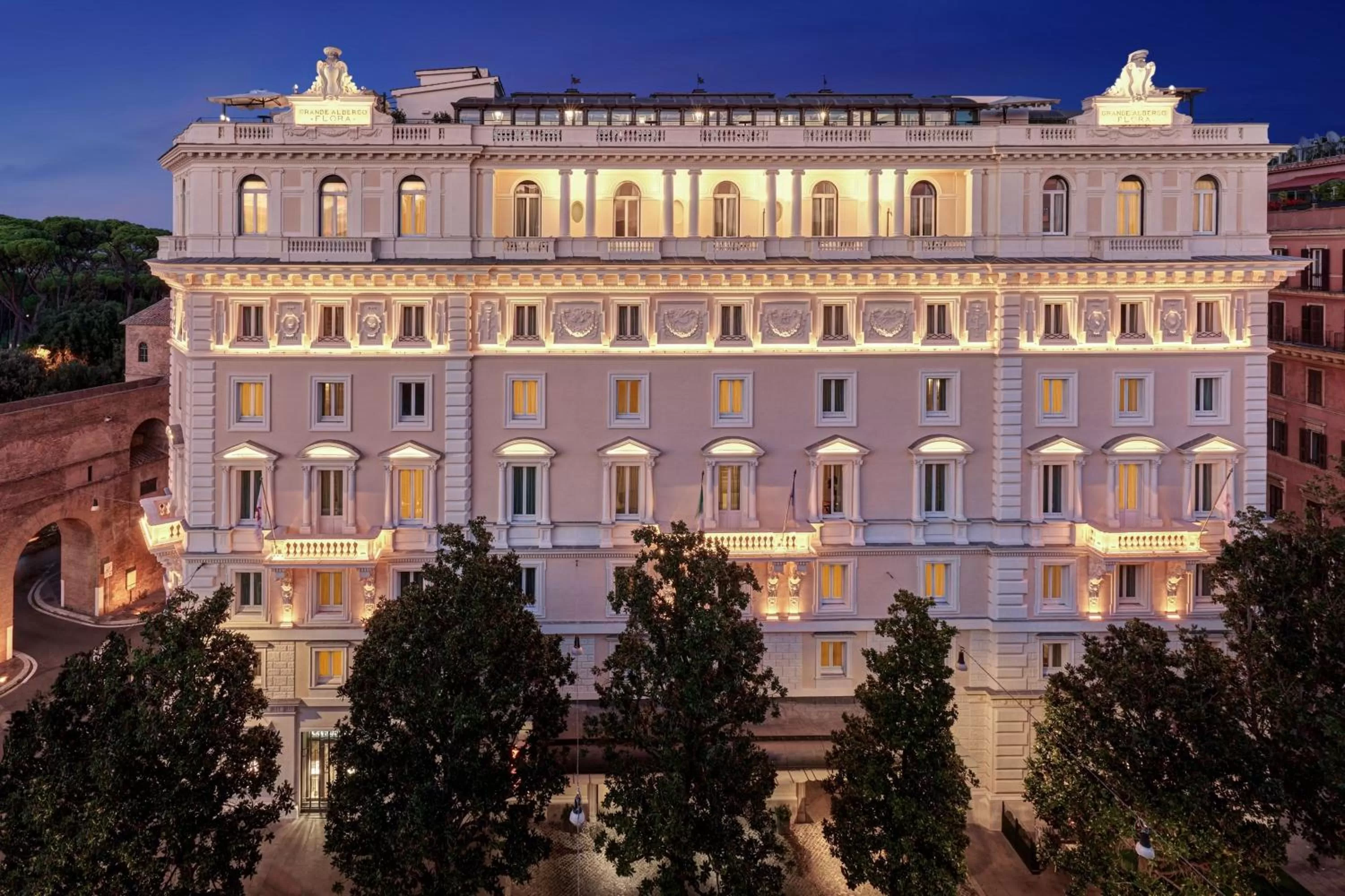 Property building in Rome Marriott Grand Hotel Flora