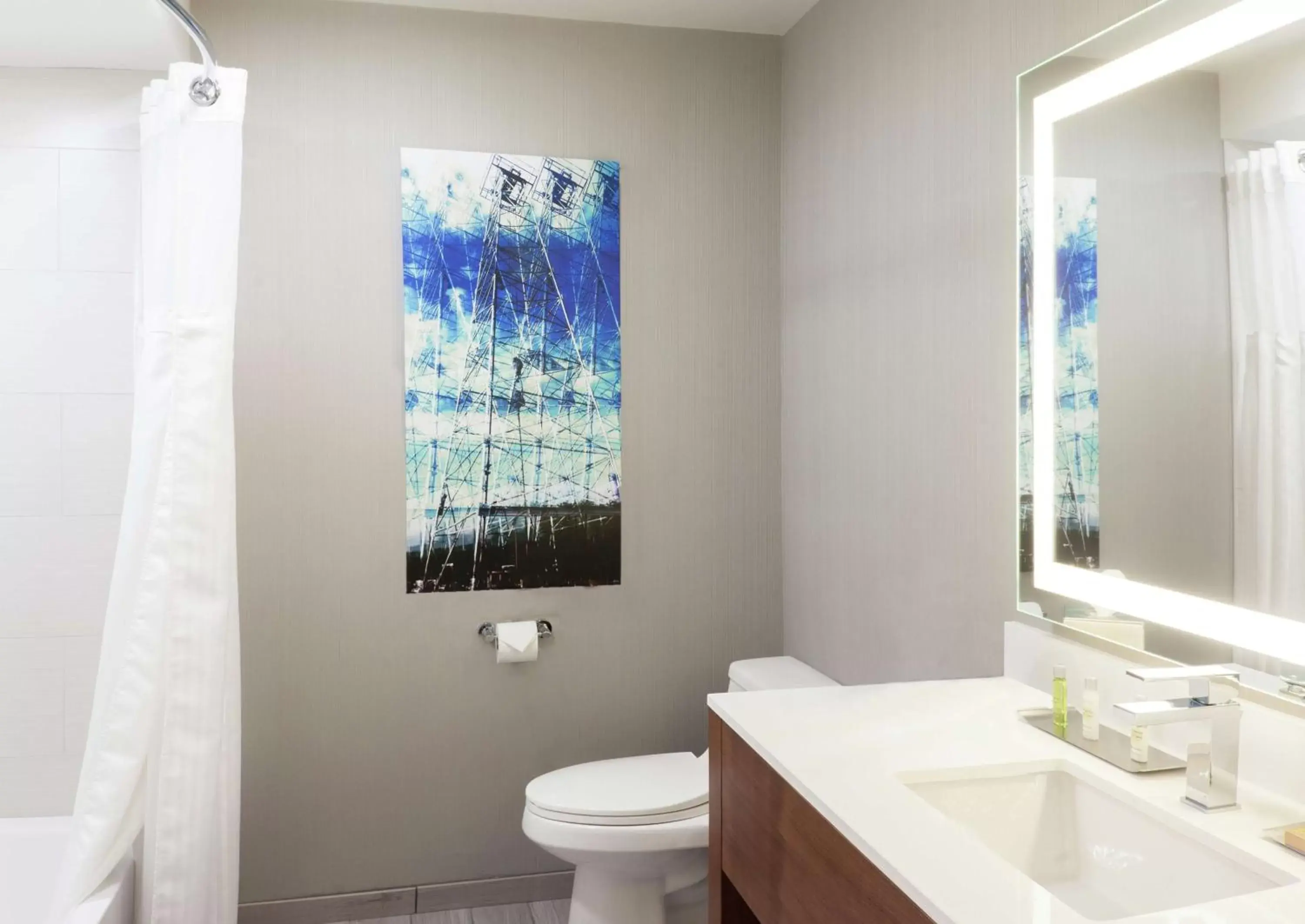 Bathroom in DoubleTree by Hilton Bakersfield