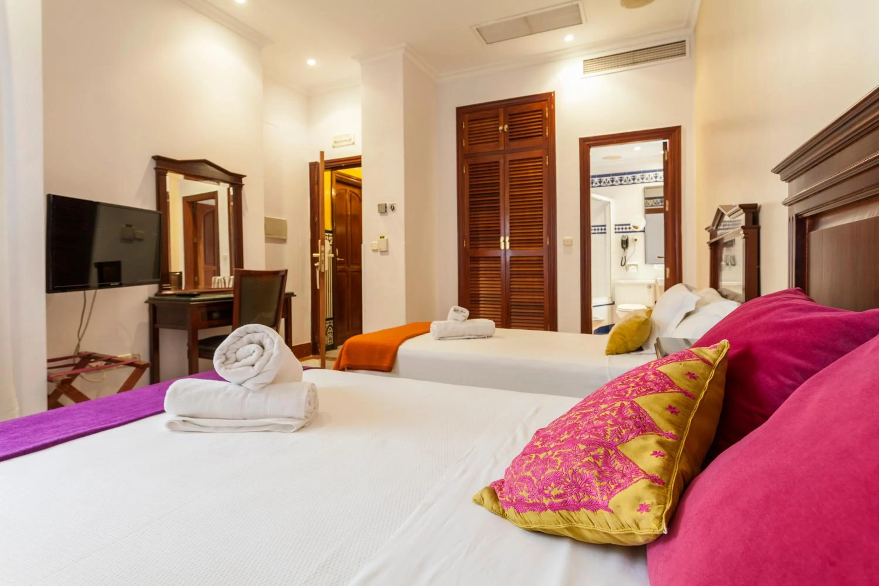 Photo of the whole room, Bed in Hotel Baco