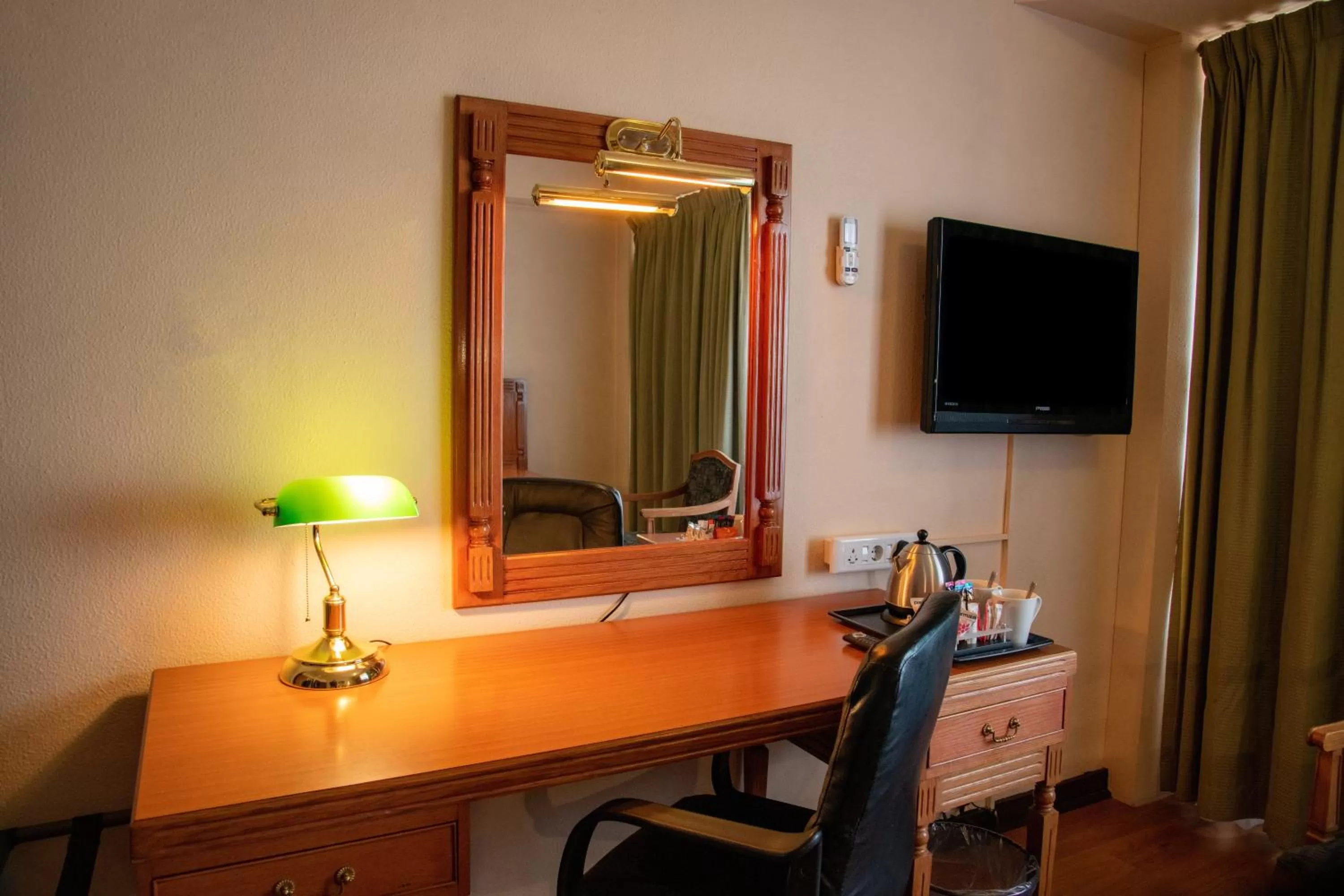 TV and multimedia in BON Hotel Bloemfontein Central