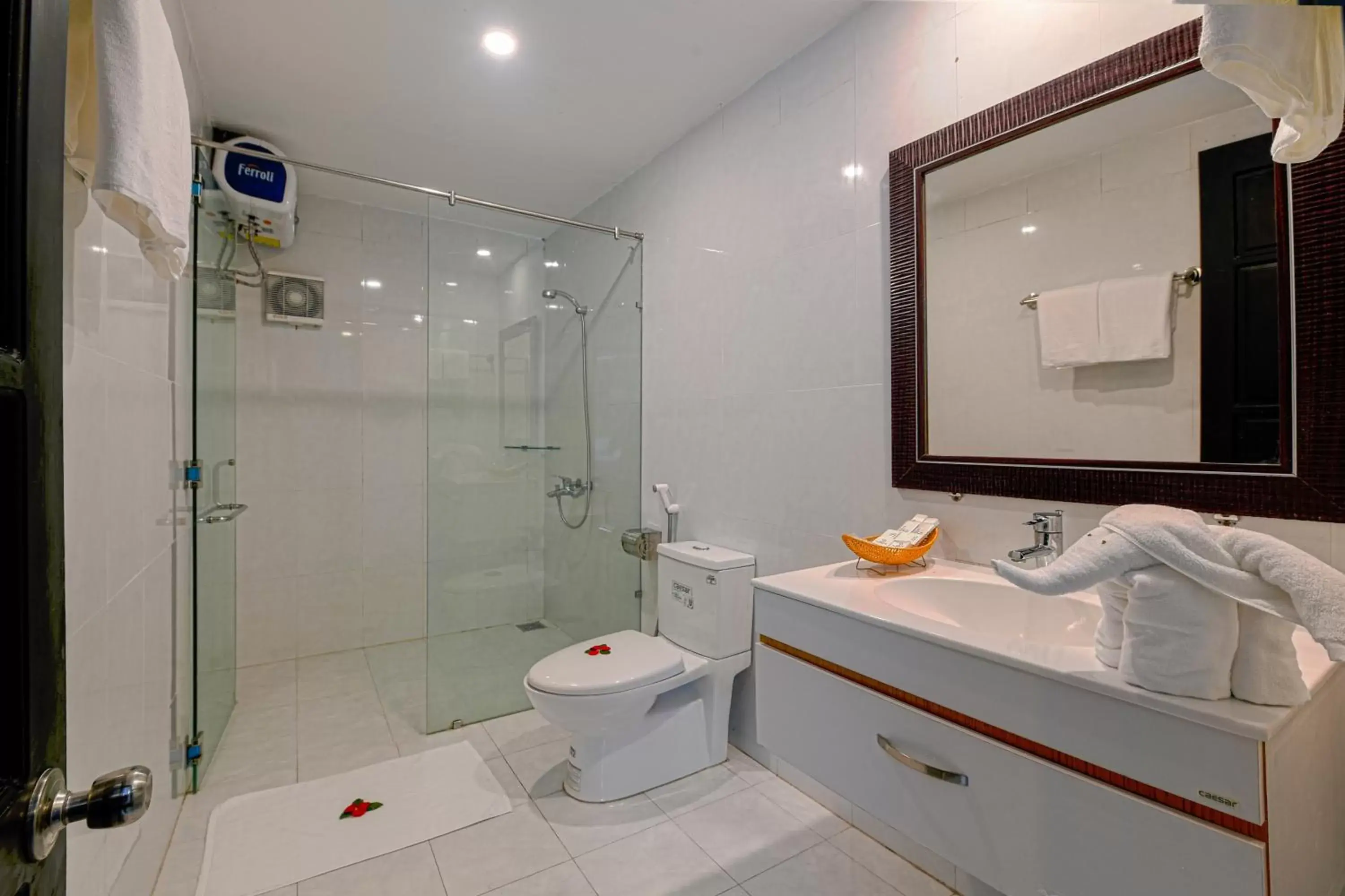 Toilet, Bathroom in Hoi An Dream City Hotel