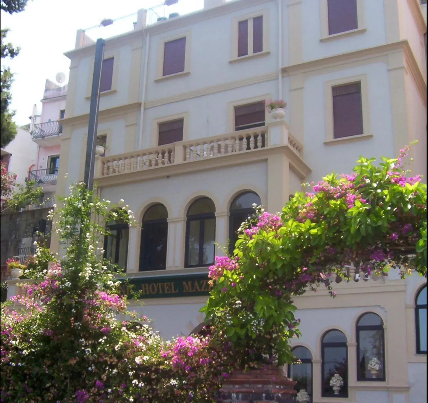 Facade/entrance in Jonic Hotel Mazzarò