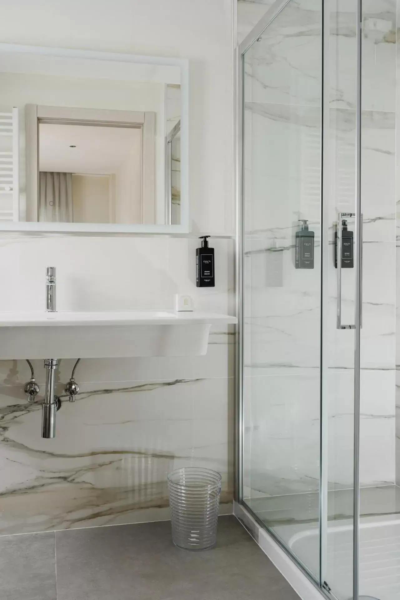 Bathroom in Doria Park Hotel