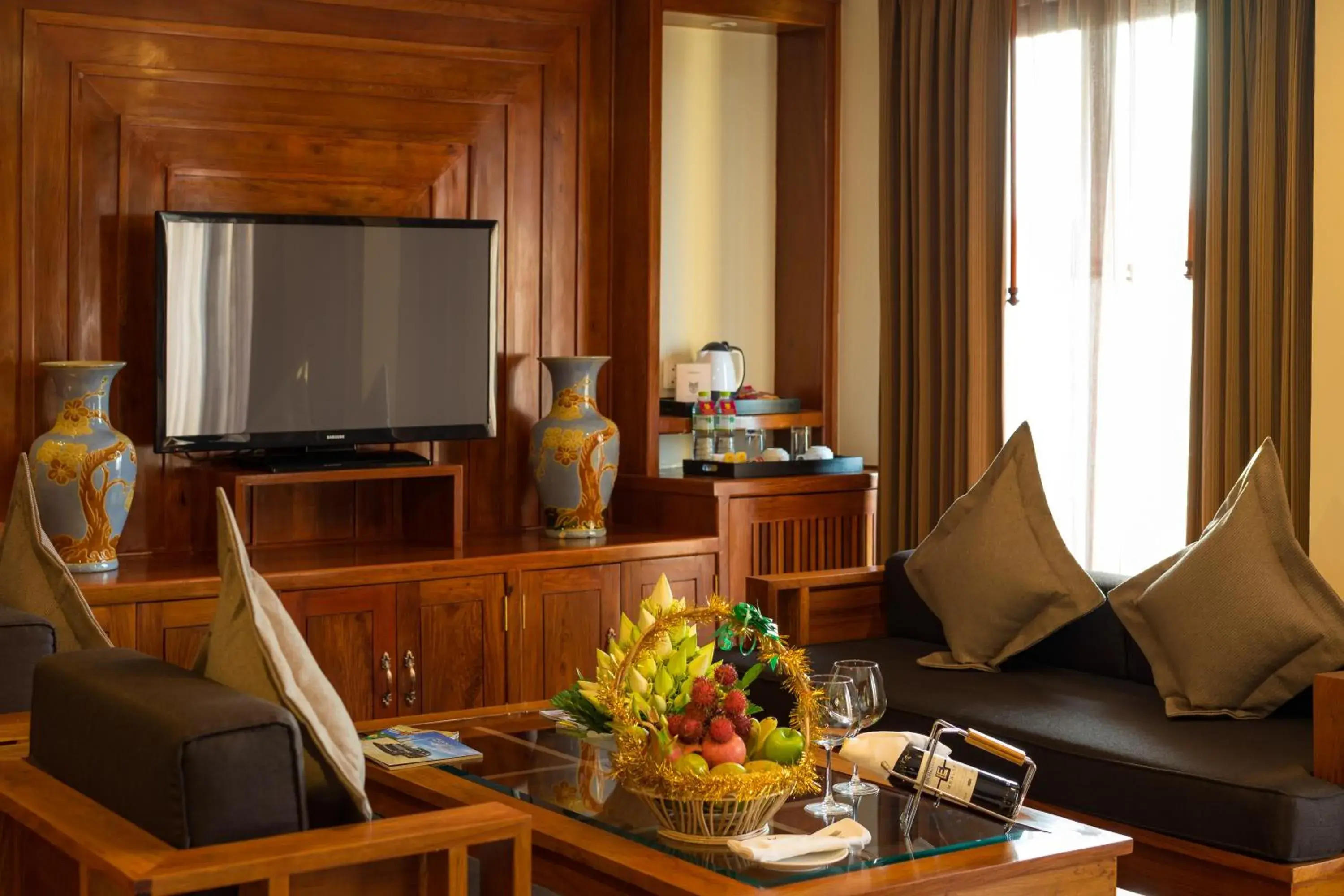 Living room, TV/Entertainment Center in Angkor Miracle Resort & Spa