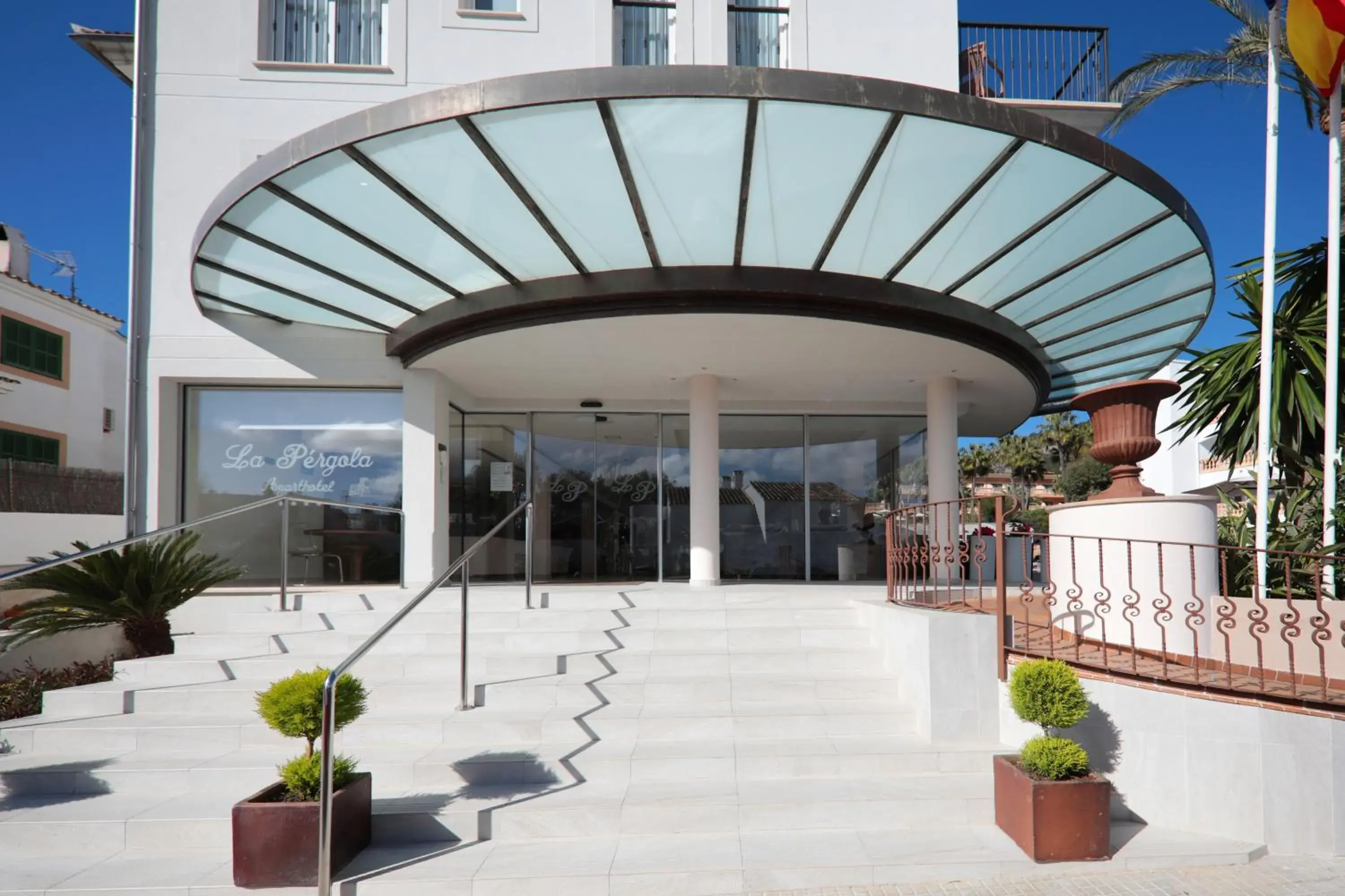 Facade/entrance in Hotel La Pergola Mallorca