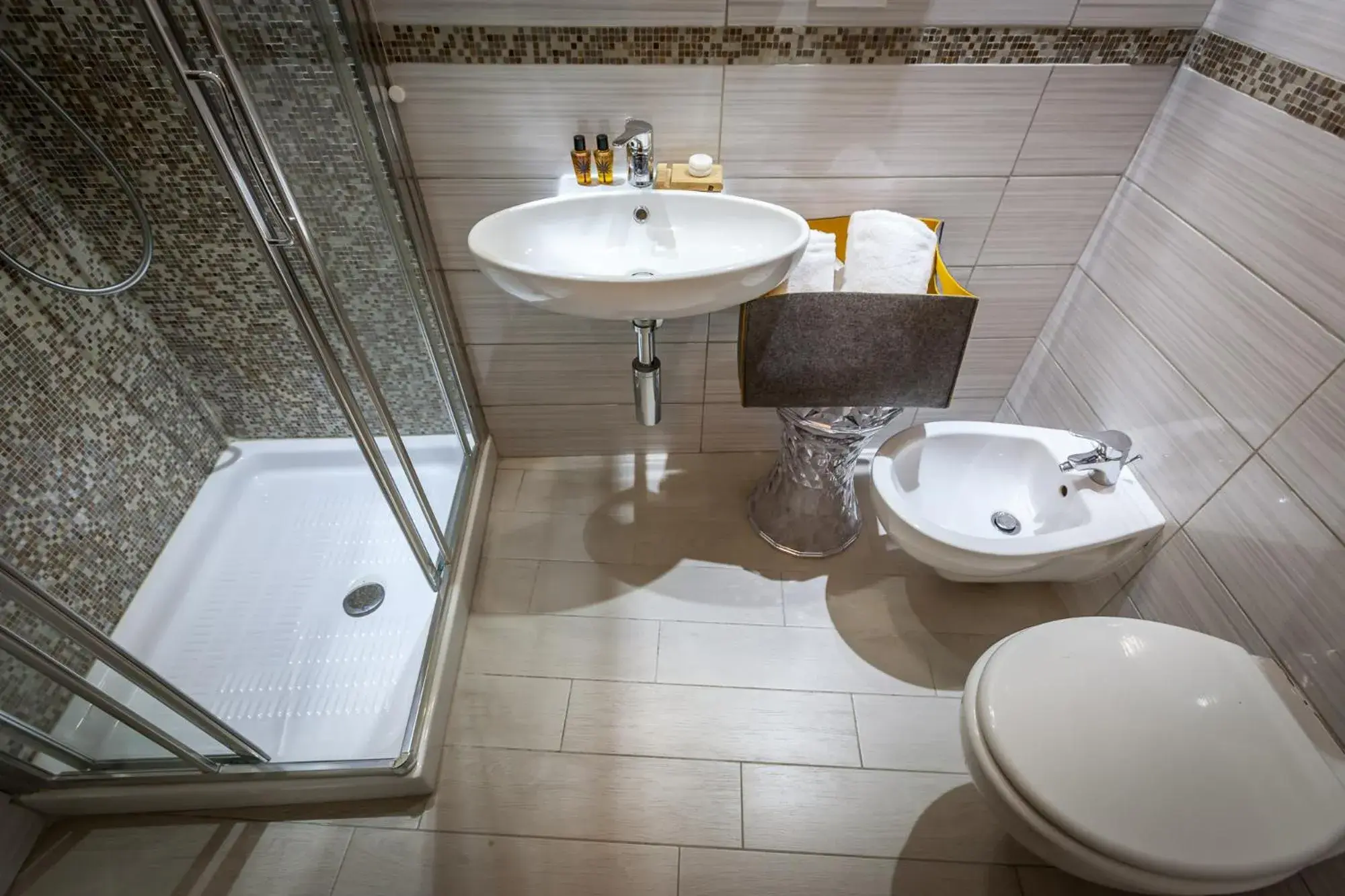 Bathroom in Hotel Bologna
