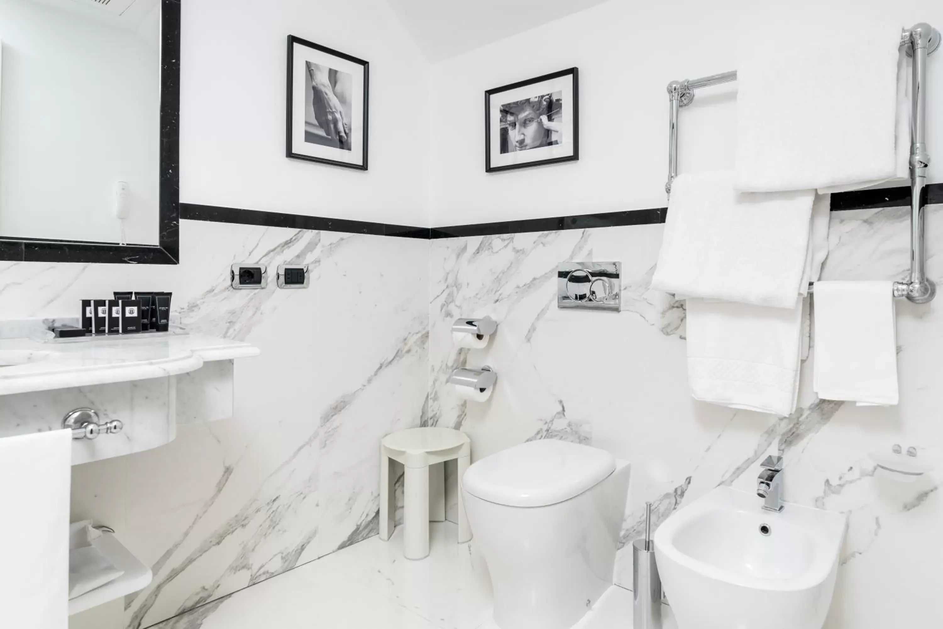 Bathroom in Hotel Bernini Palace