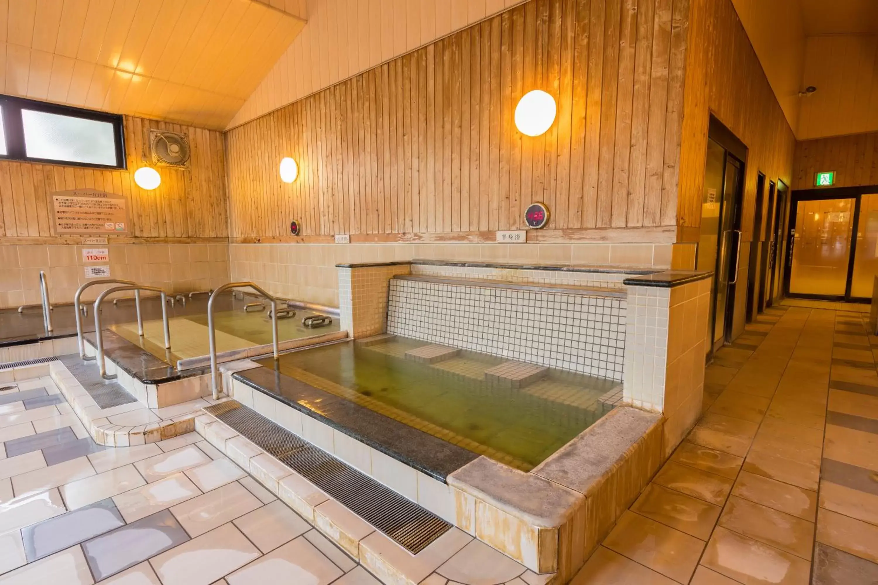 Hot Spring Bath, Kitchen/Kitchenette in Route Inn Grantia Hanyu Spa Resort