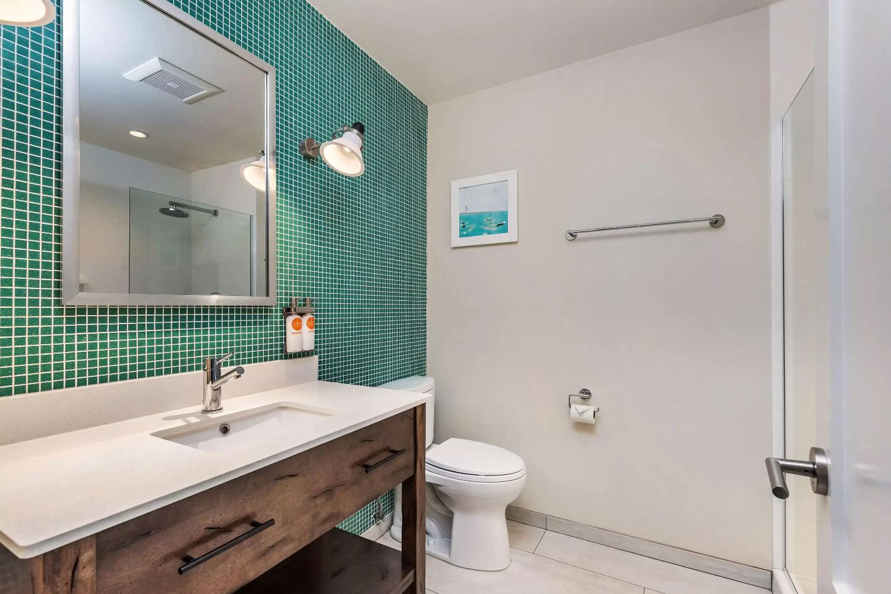 Bathroom in UpValley Inn & Hot Springs, Ascend Hotel Collection
