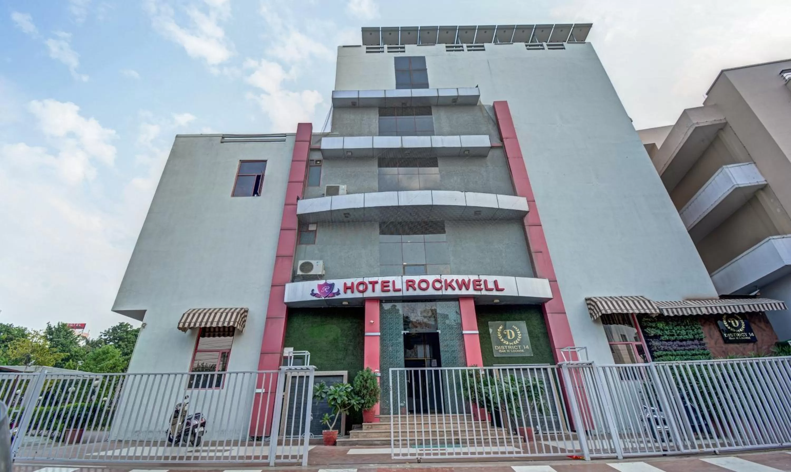 Property building in Treebo New Rockwell Vivek Vihar