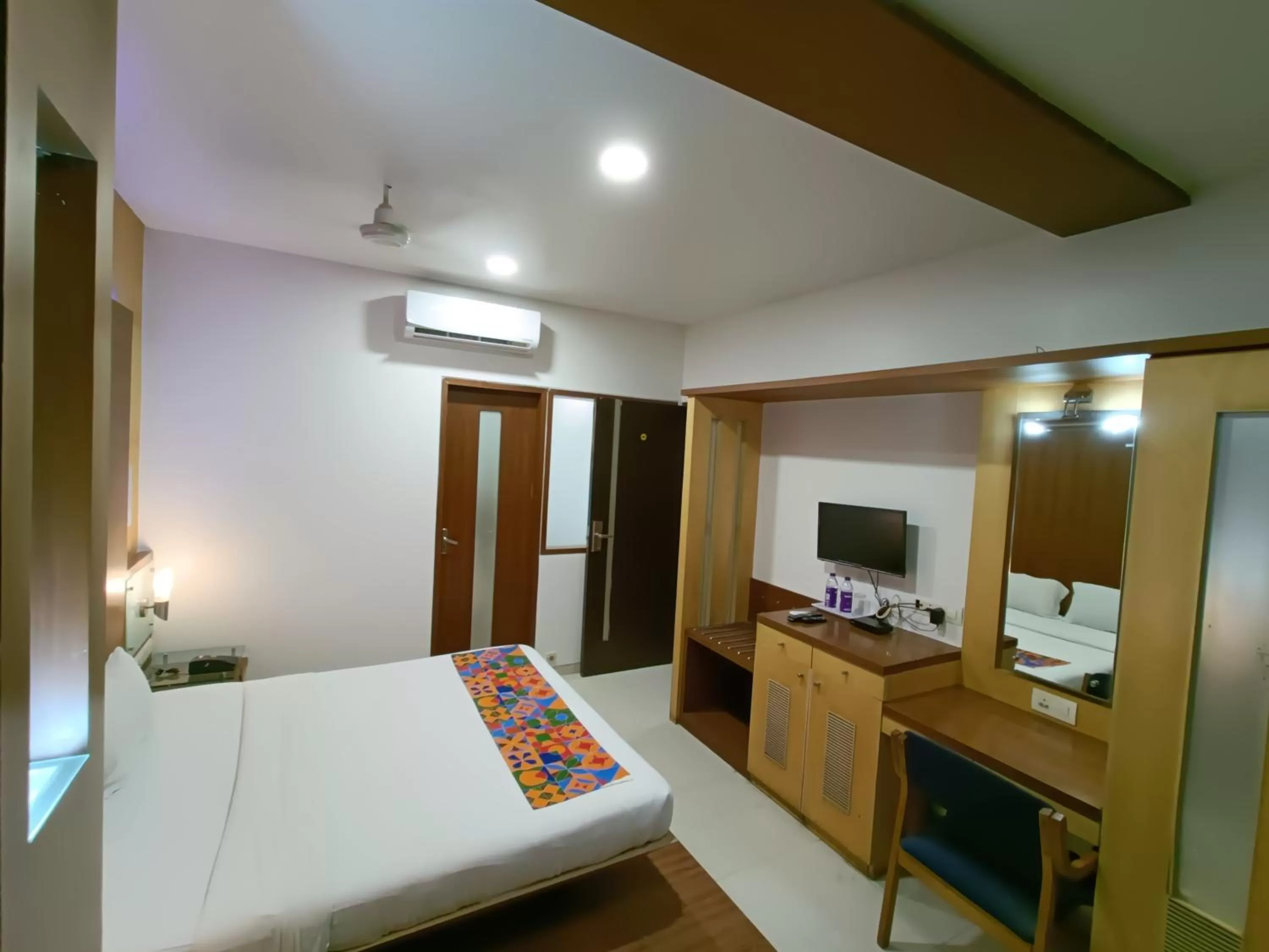 Deluxe Room - single occupancy - Indian nationals only in Rapid Lakme Executive Hotel