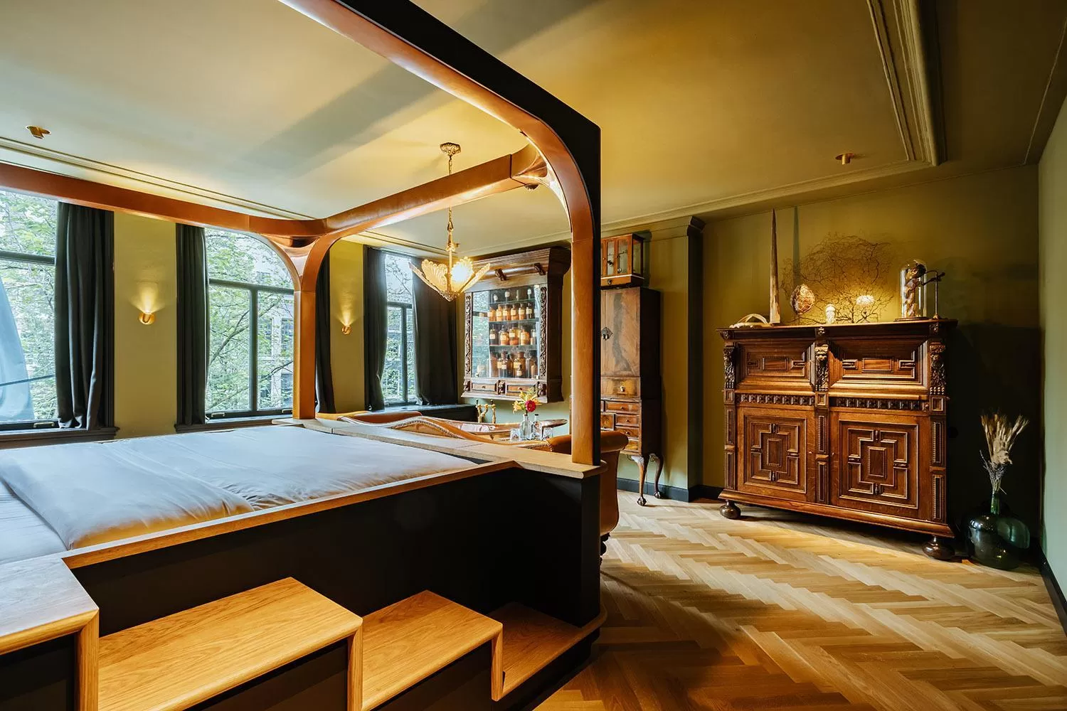 Photo of the whole room, Bed in Boutique Hotel The Noblemen