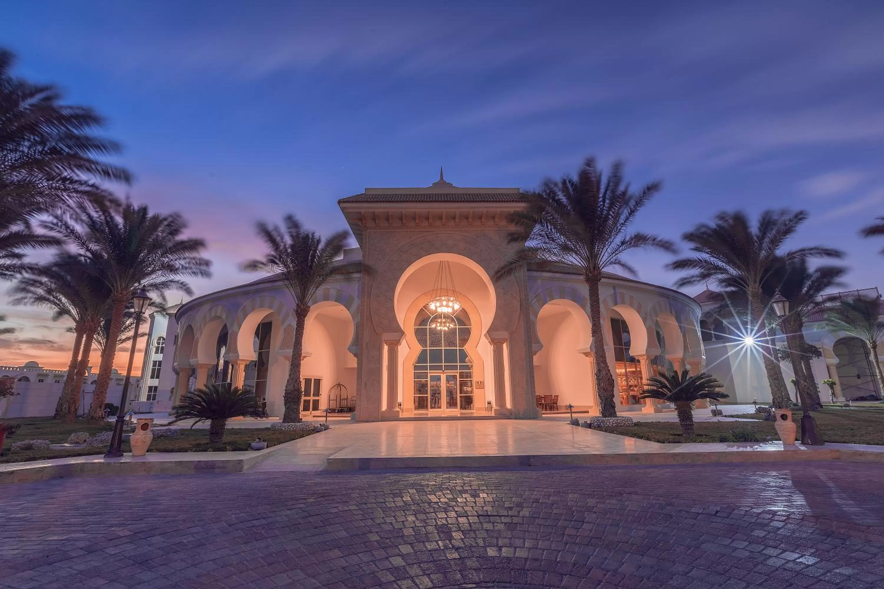 Property building in Old Palace Resort Sahl Hasheesh