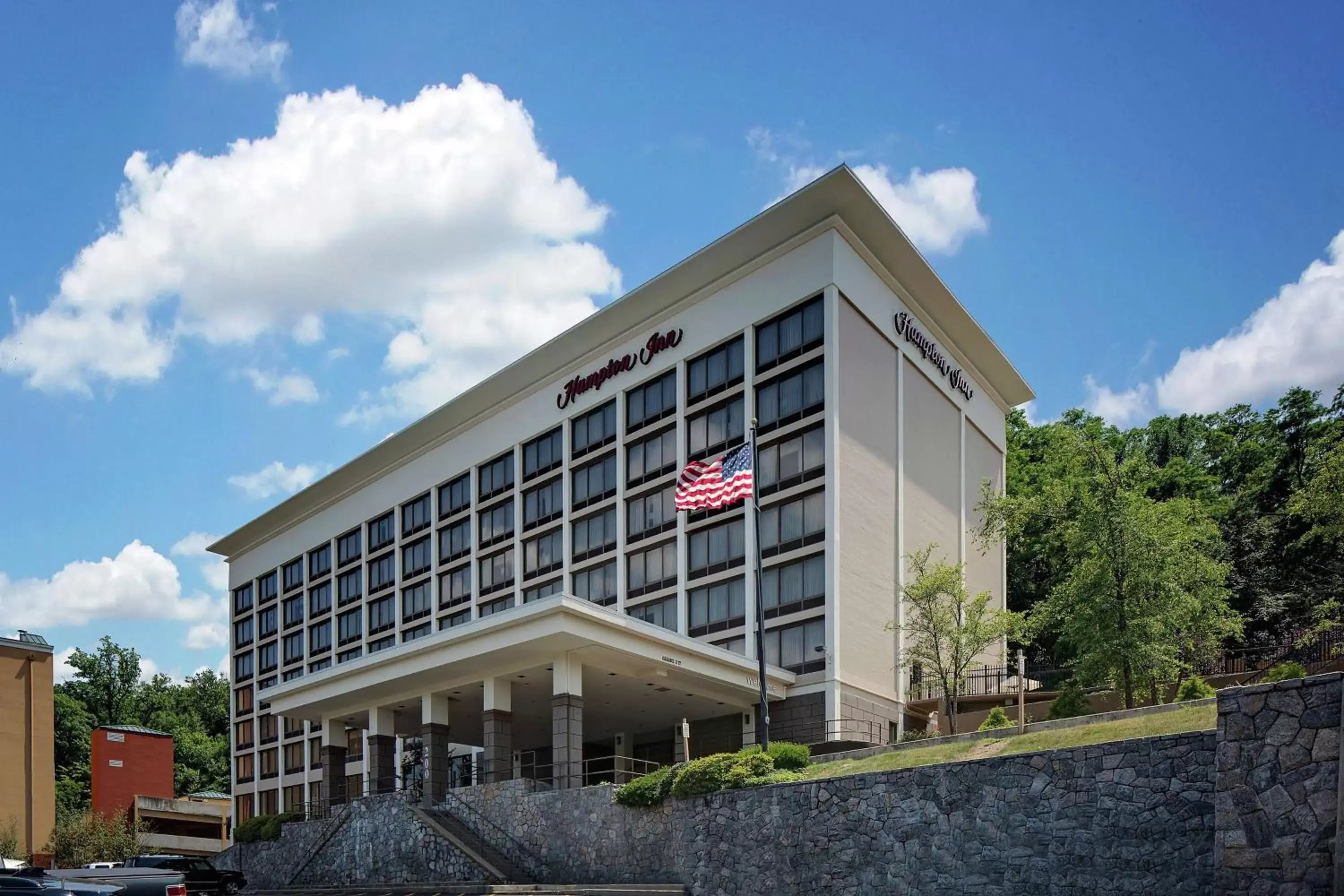 Property Building in Hampton Inn White Plains/Tarrytown