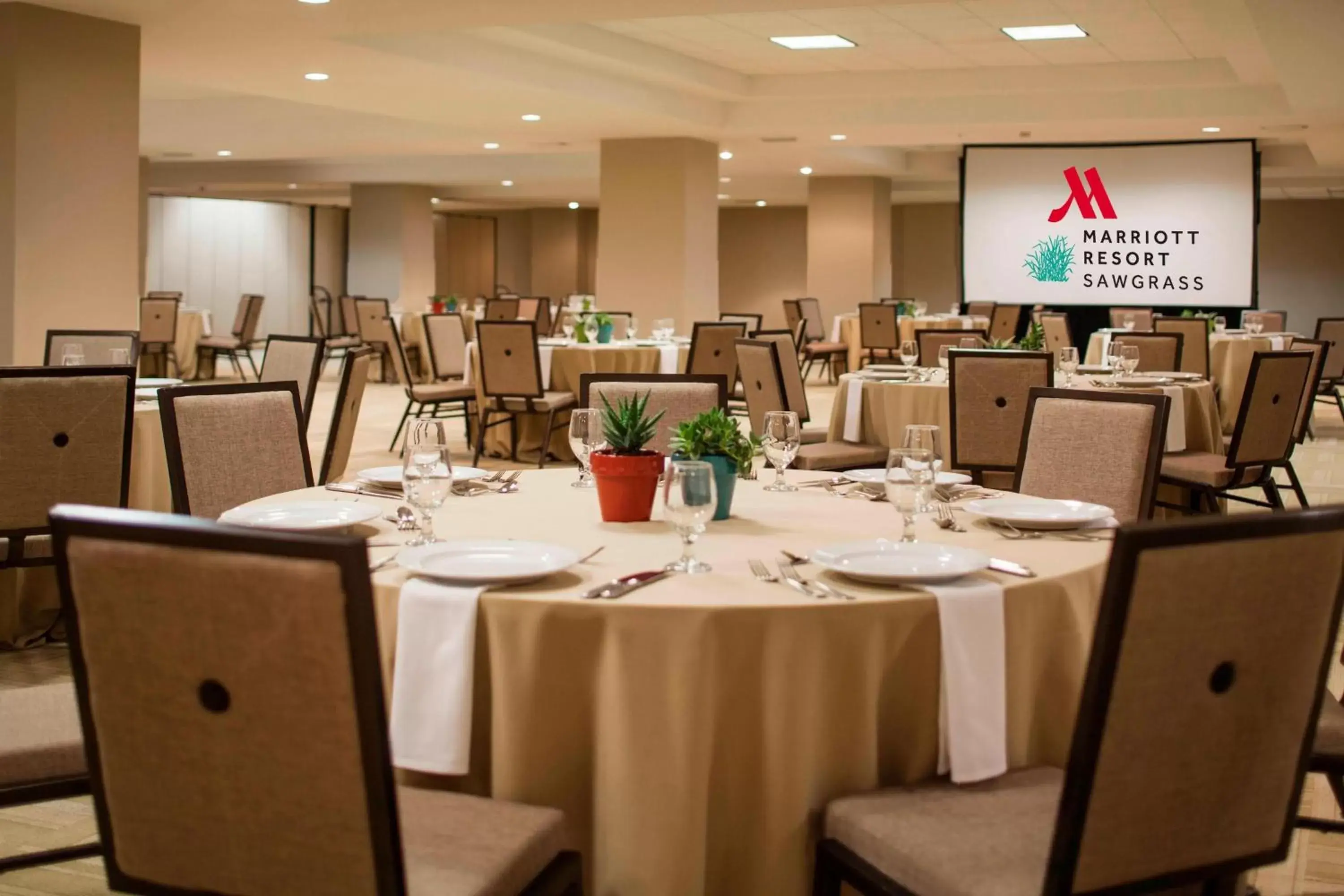 Meeting/conference room, Restaurant/Places to Eat in Sawgrass Marriott Golf Resort & Spa