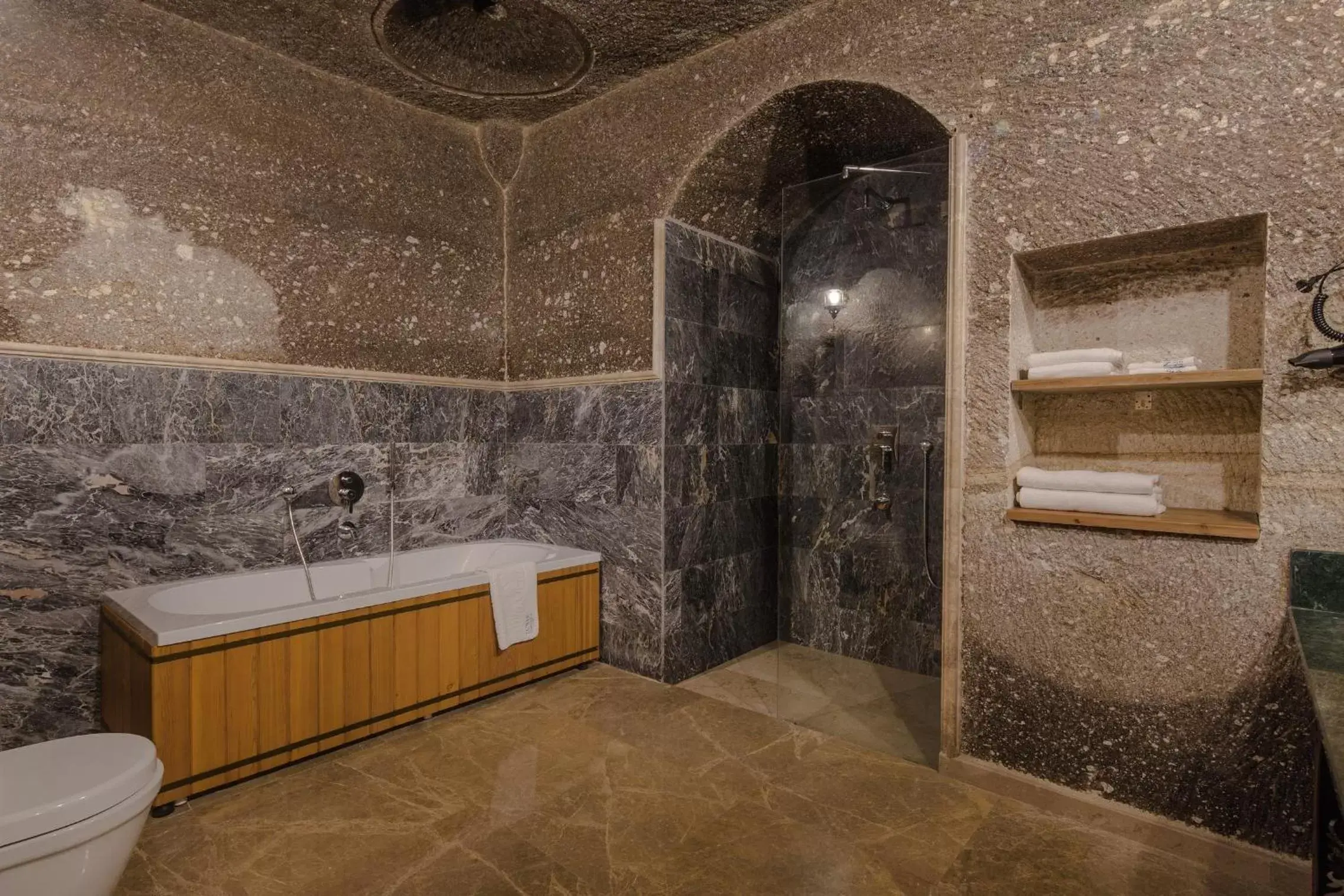 Property building, Bathroom in Lunar Cappadocia Hotel