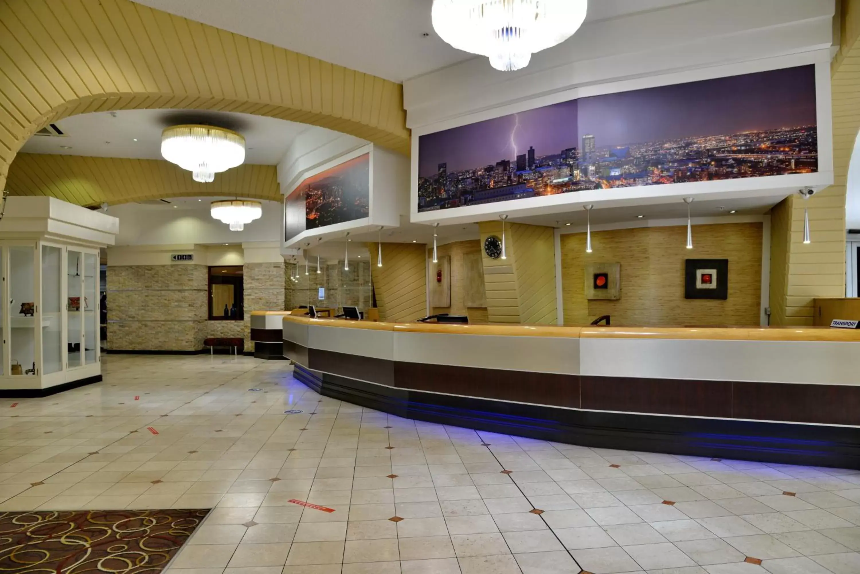 Lobby or reception, Lobby/Reception in ANEW Hotel Parktonian Johannesburg