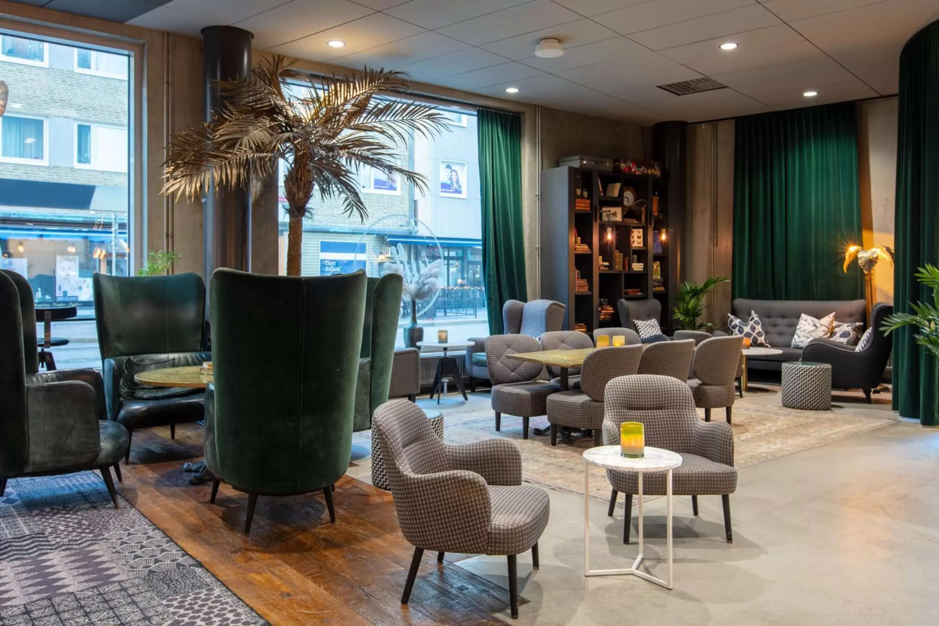 Lobby or reception in Radisson Blu Metropol Helsingborg