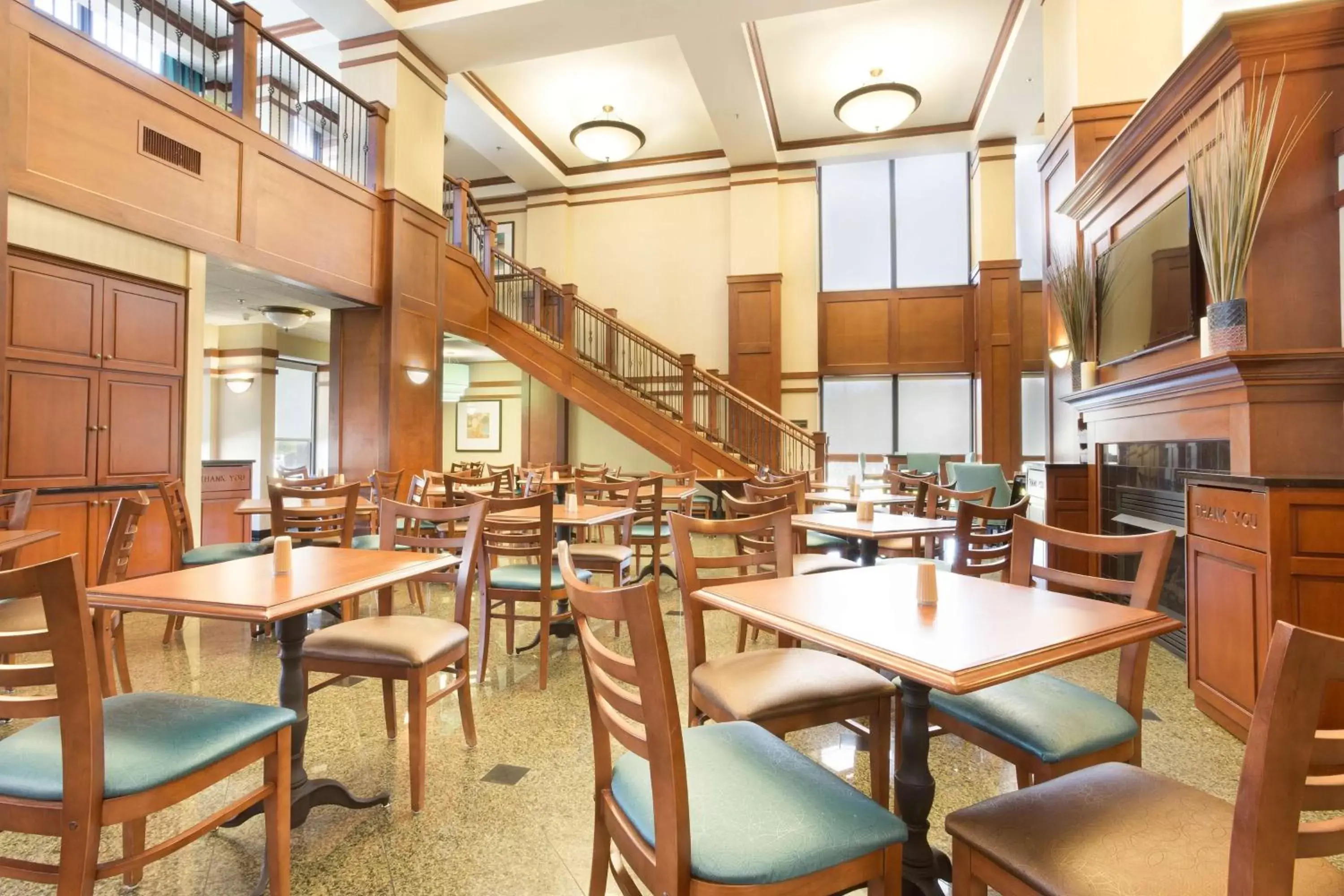 Restaurant/Places to Eat in Drury Inn & Suites Birmingham Lakeshore Drive
