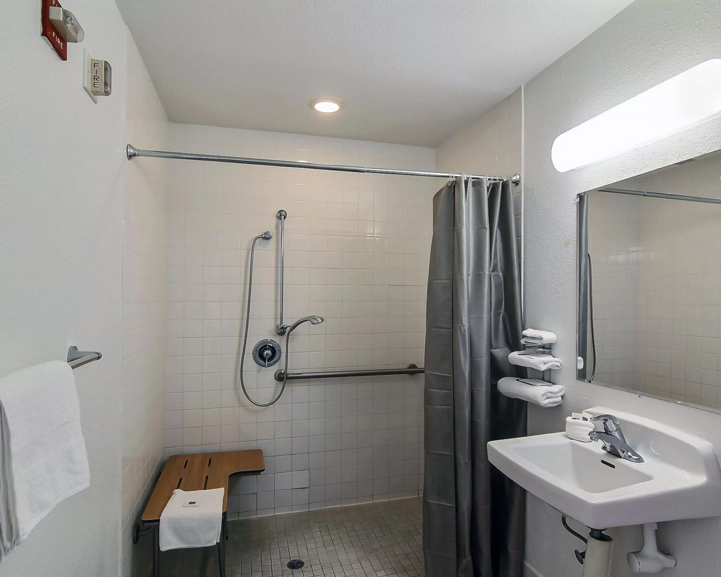 Bathroom in Motel 6-Palmdale, CA