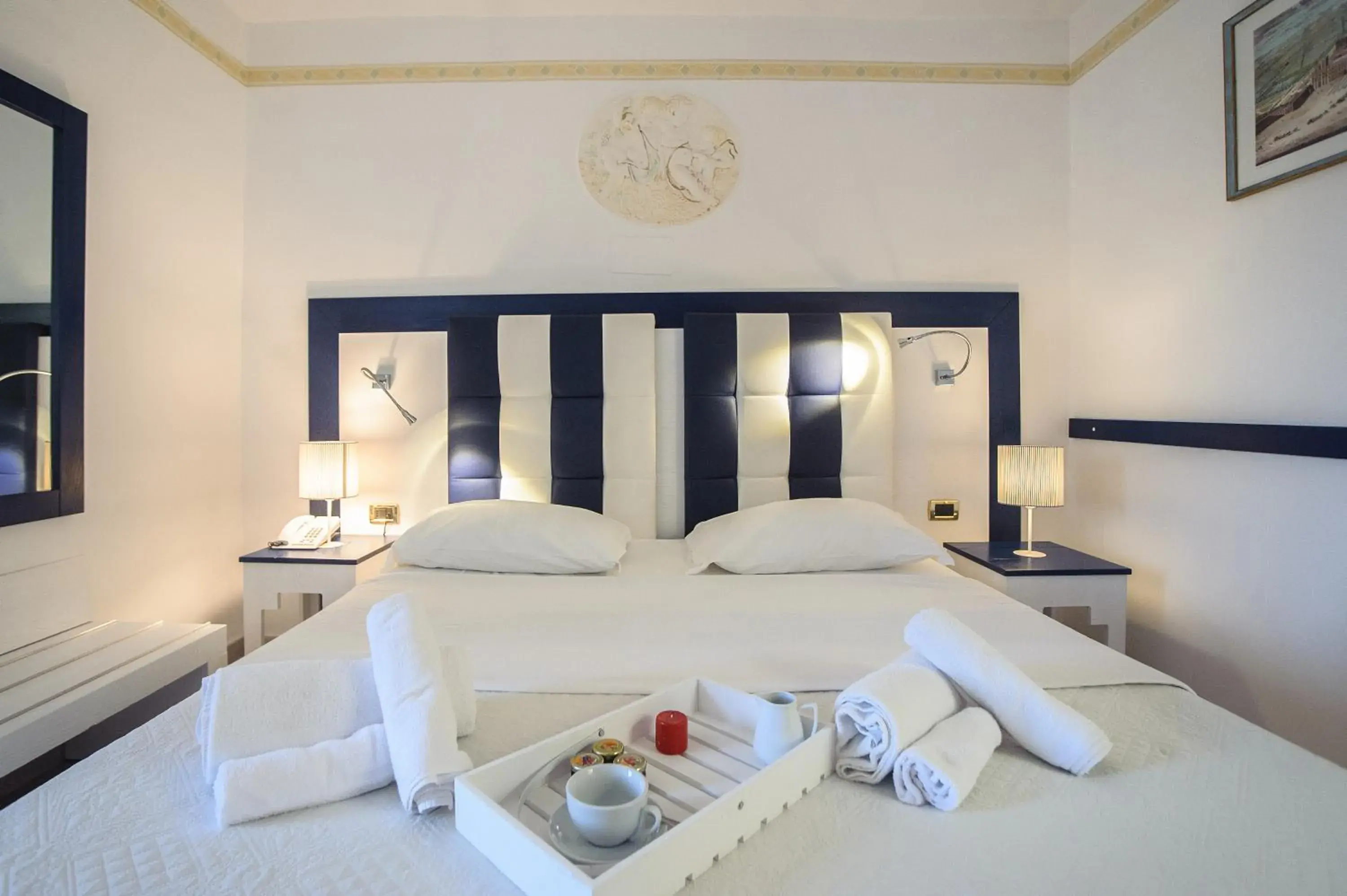 Bed in Hotel Caserta Antica