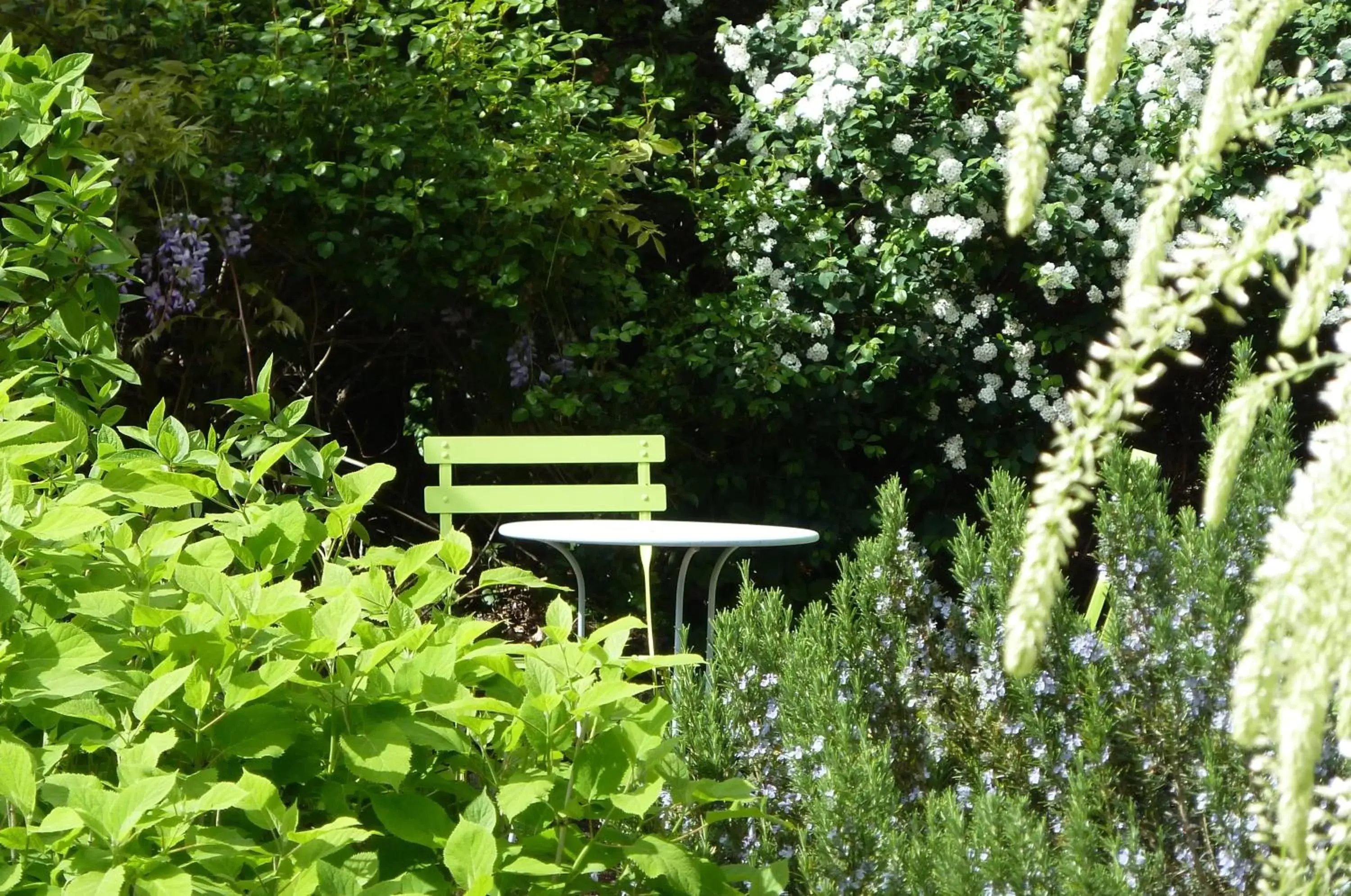 Patio, Garden in Moulin Renaudiots - Maison d'hôtes