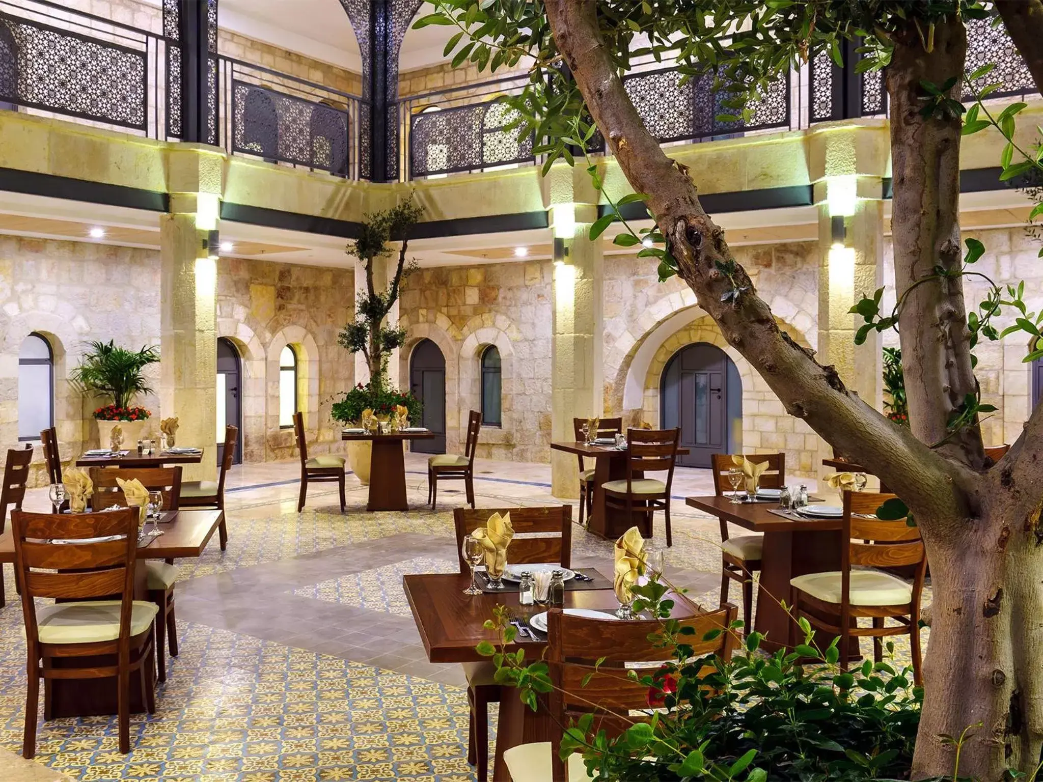 Balcony/Terrace, Restaurant/Places to Eat in The Sephardic House Hotel in The Jewish Quarter