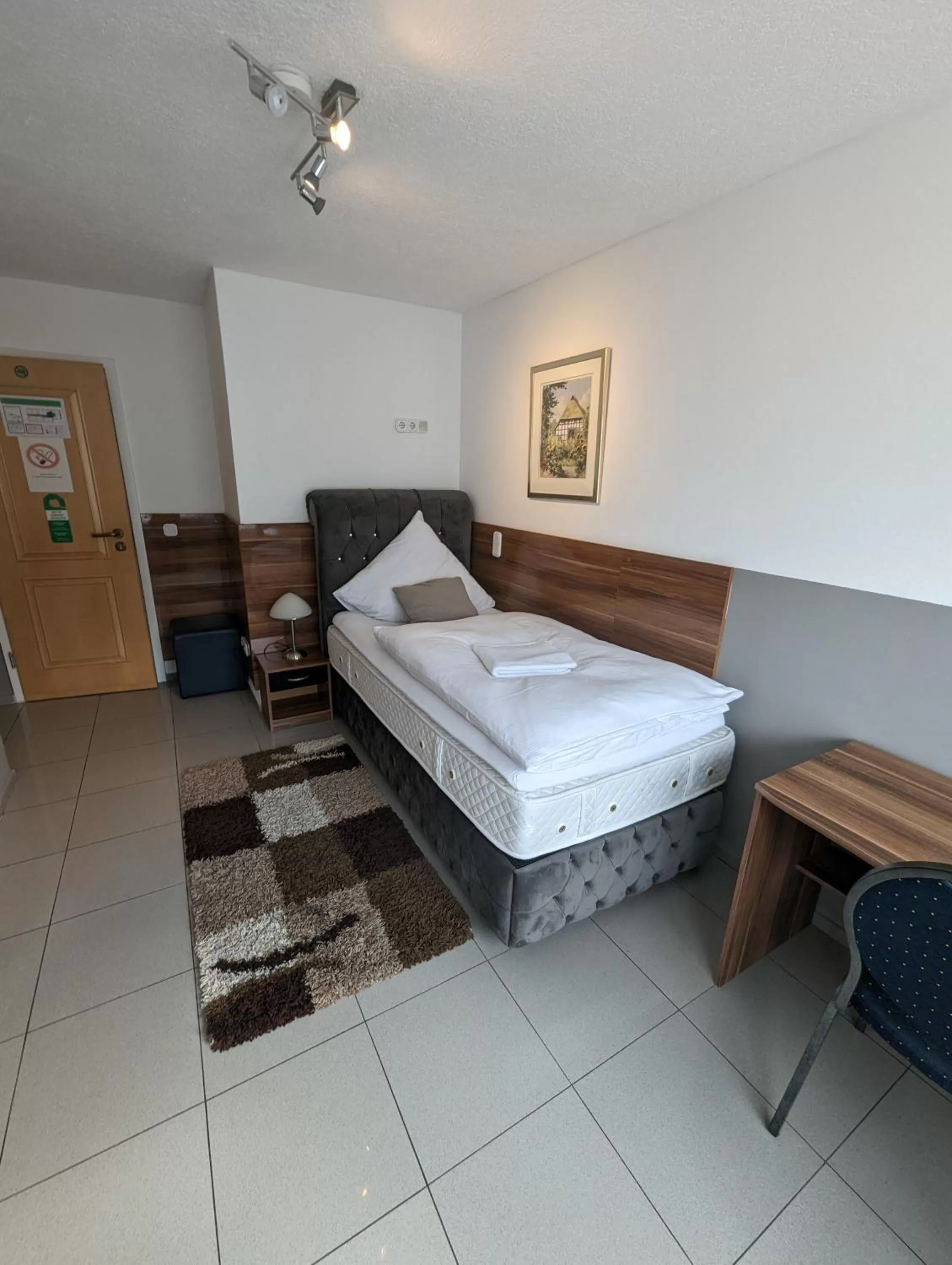 Bed in Hotel Eiserner Anton