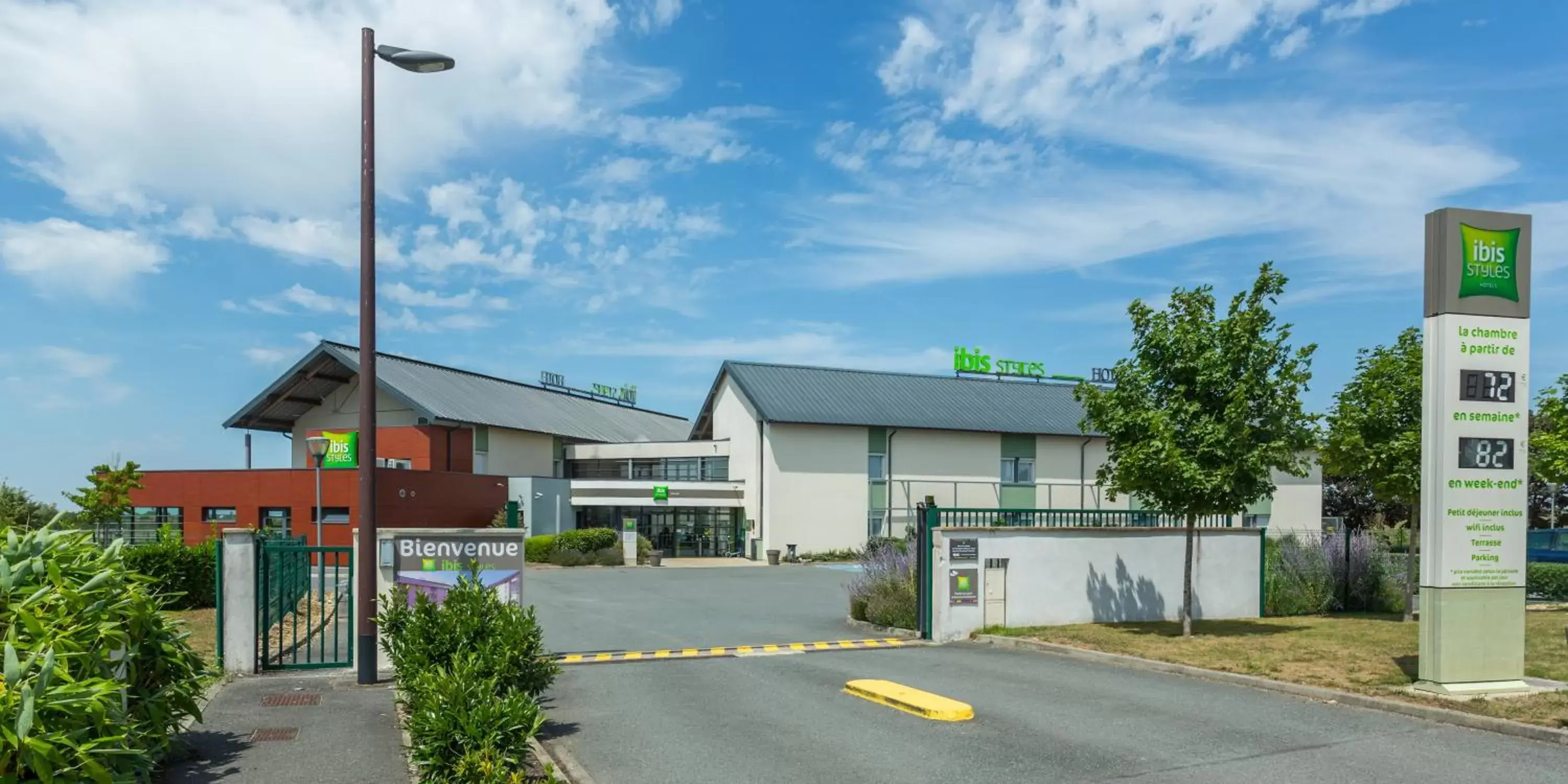 Property Building in ibis Styles Bourges