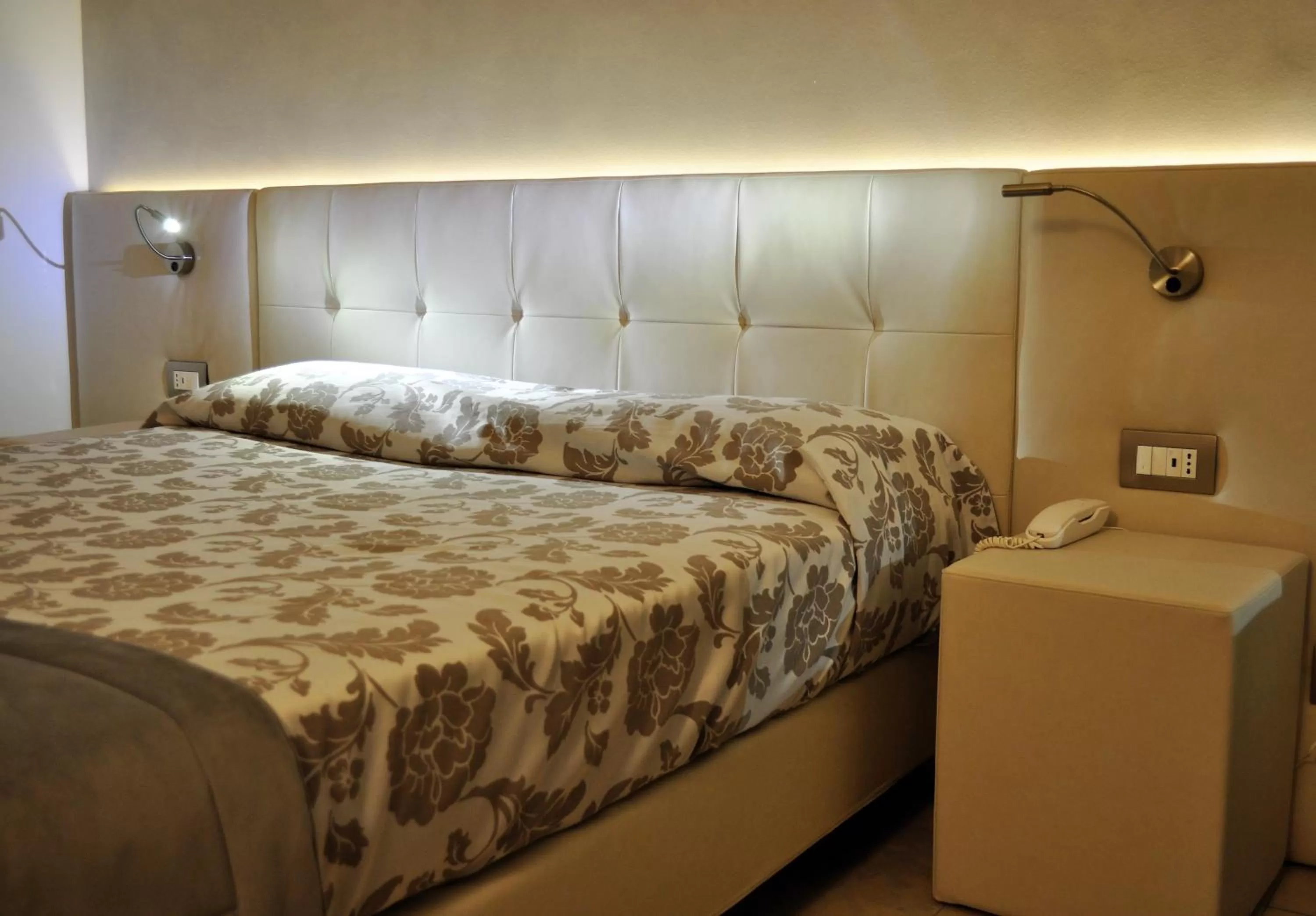 Bedroom in Hotel Garibaldi