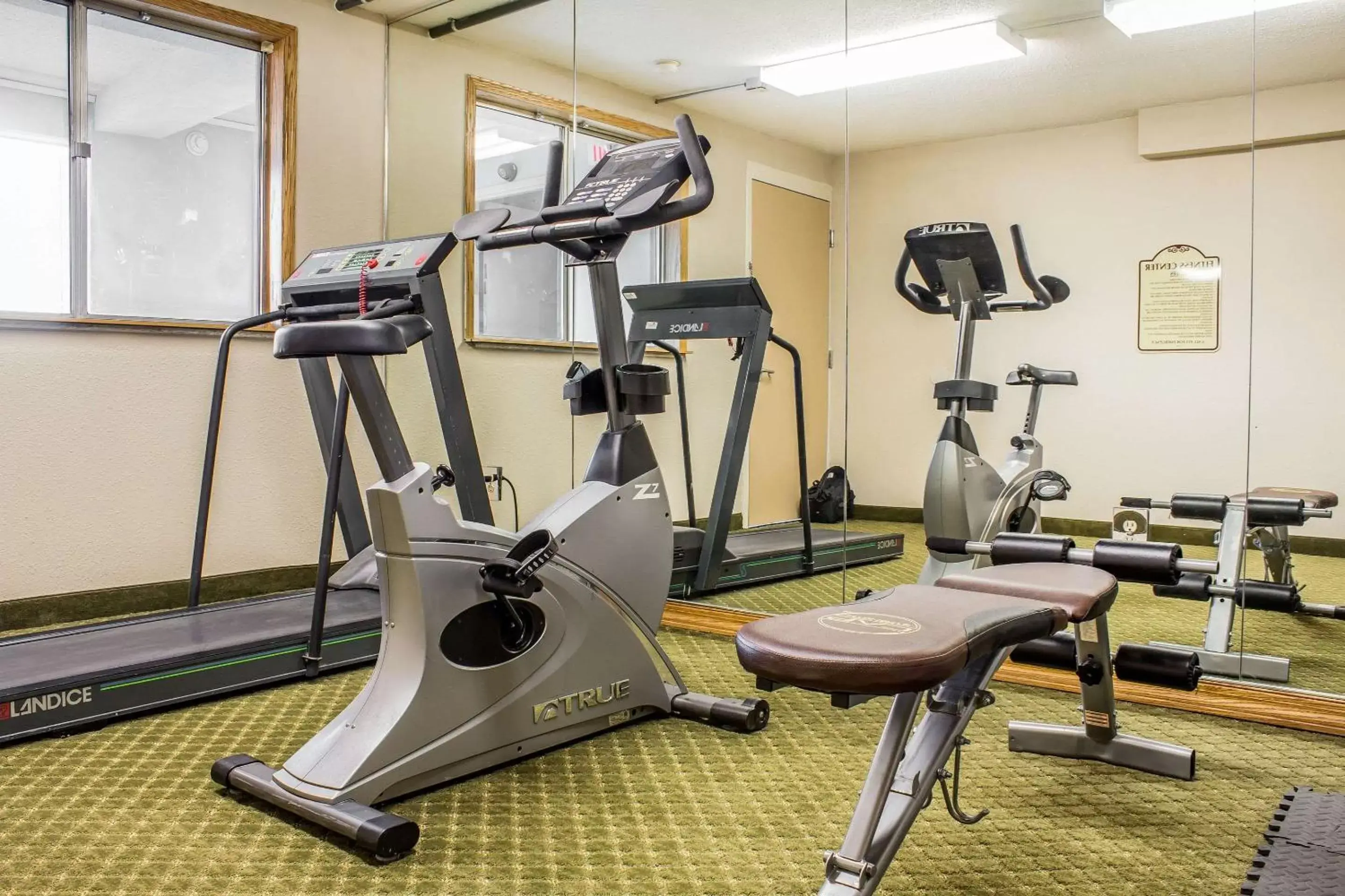 Fitness centre/facilities, Fitness Center/Facilities in Quality Inn & Suites Moline