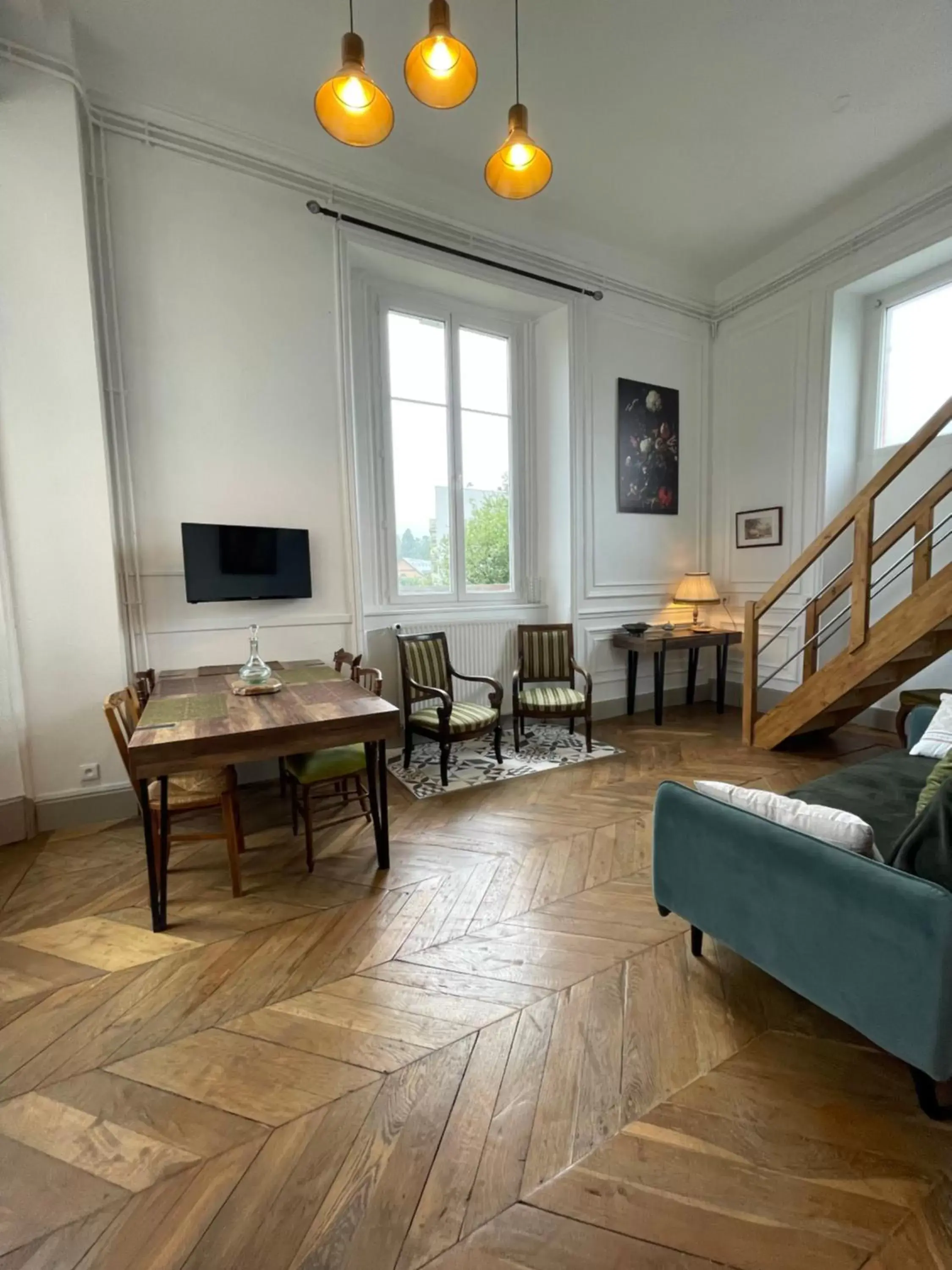 Breakfast, Seating Area in VILLA BONVOULOIR