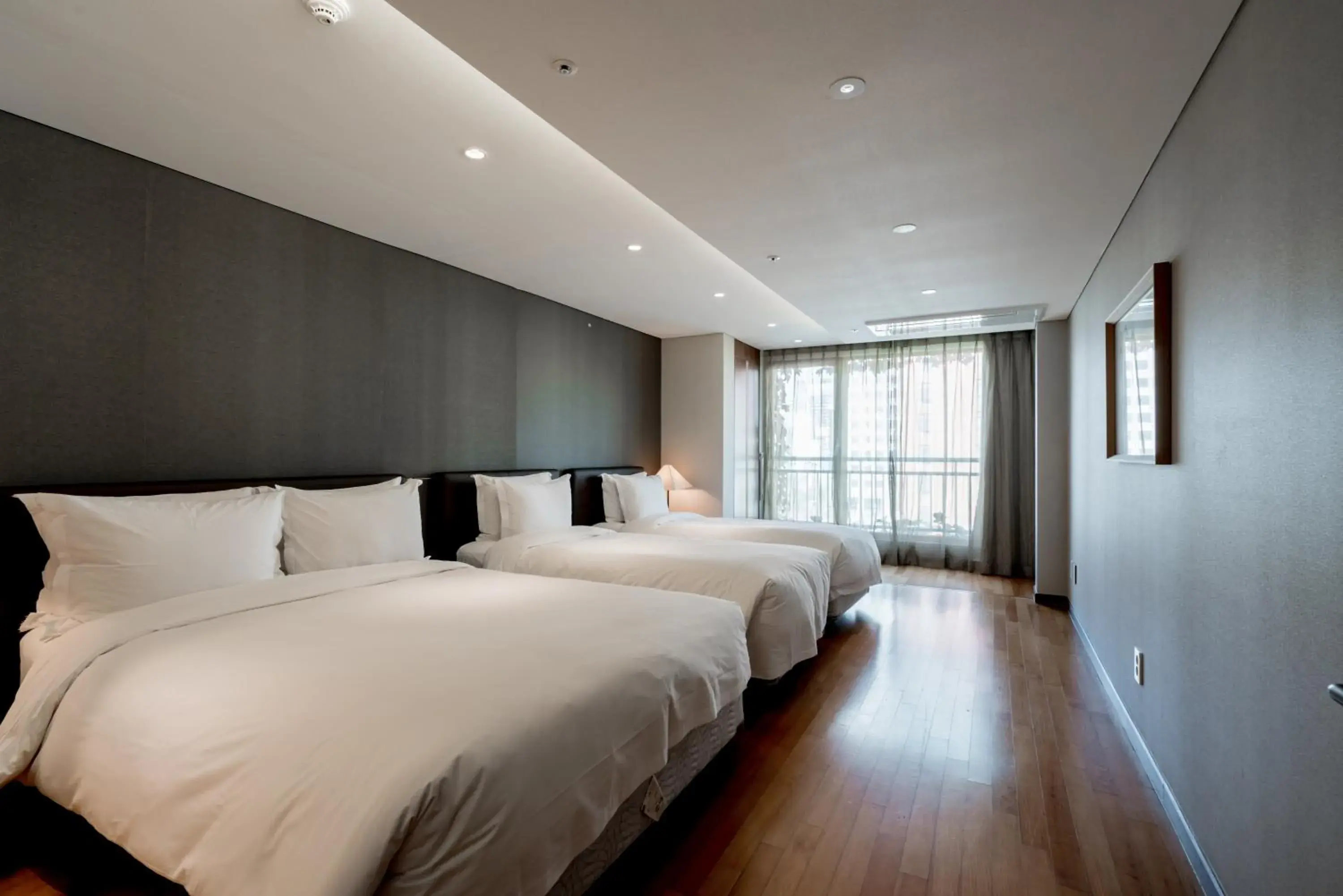 Bed in Oriens Hotel & Residences Myeongdong