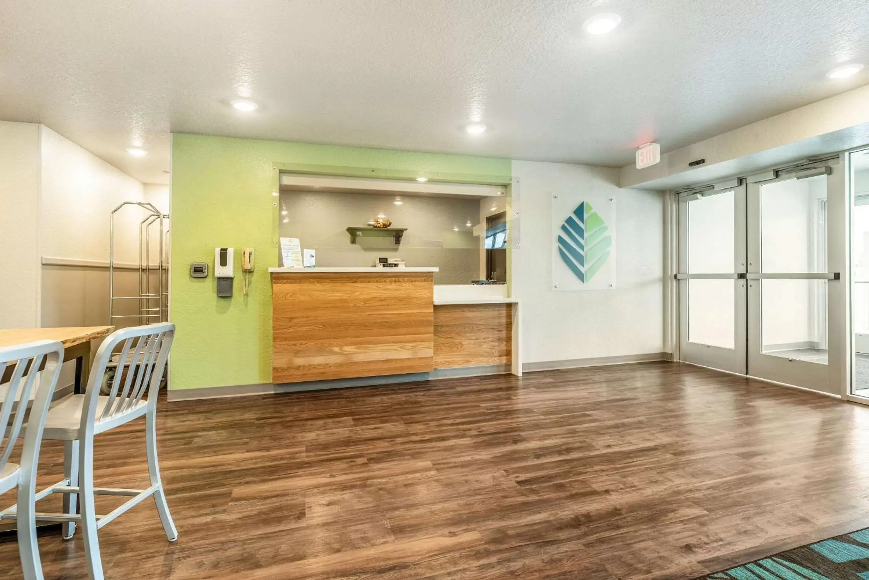 Lobby or reception in WoodSpring Suites Sanford North I-4 Orlando Area