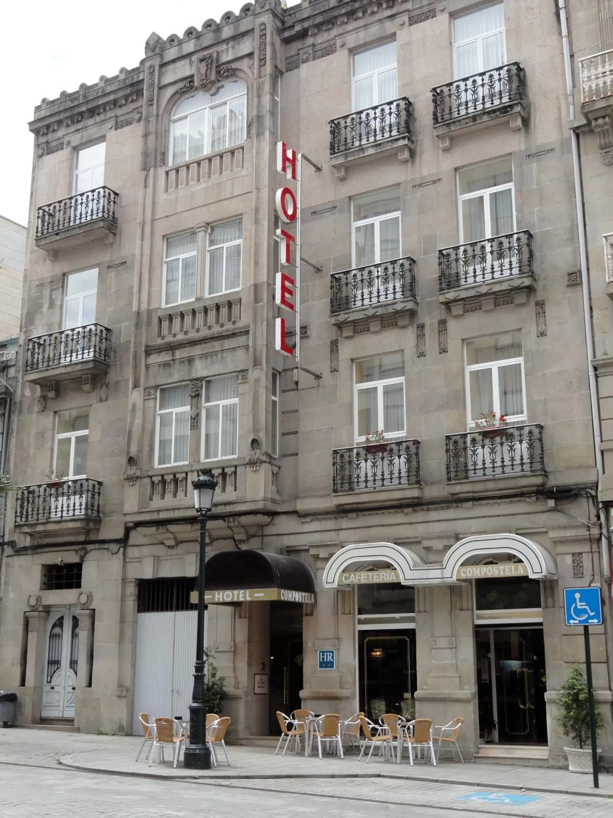 Facade/entrance, Property Building in Hotel Compostela Vigo