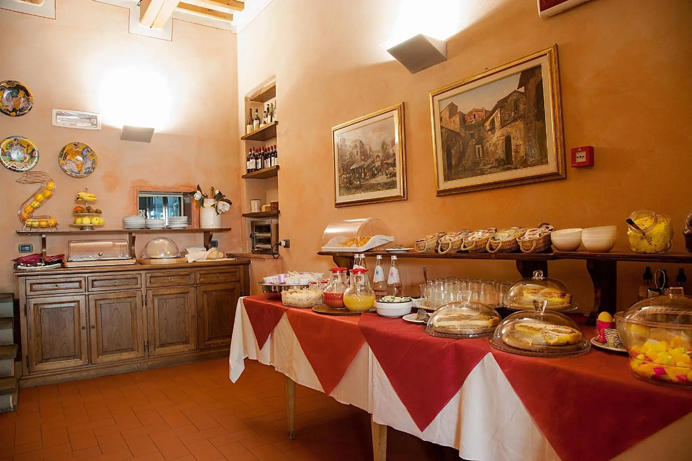 Kitchen or kitchenette, Restaurant/Places to Eat in Borgo Sant'ippolito Country Hotel