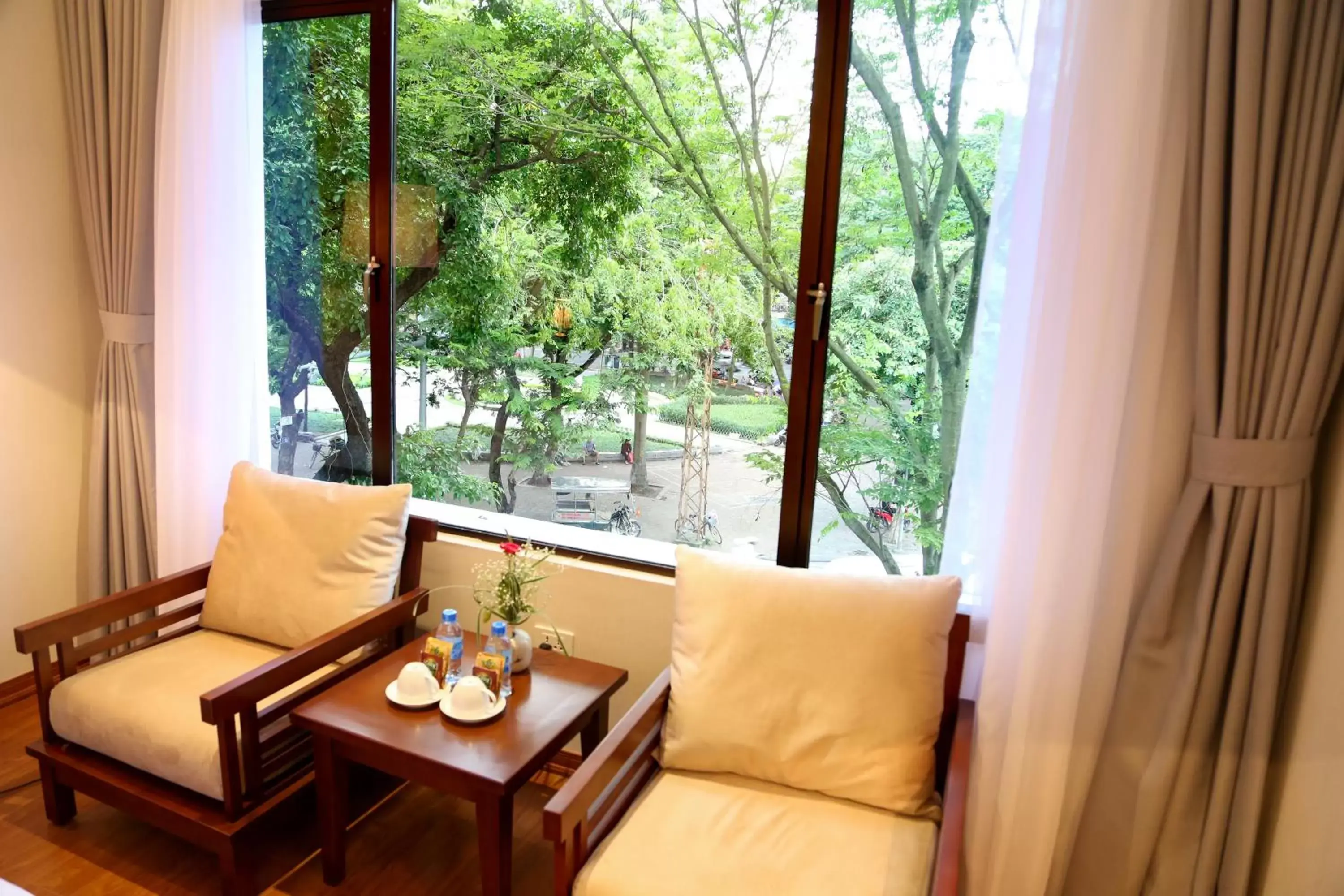 Street view, Seating Area in Mon Regency Hotel Street view, Seating Area in Mon Regency Hotel