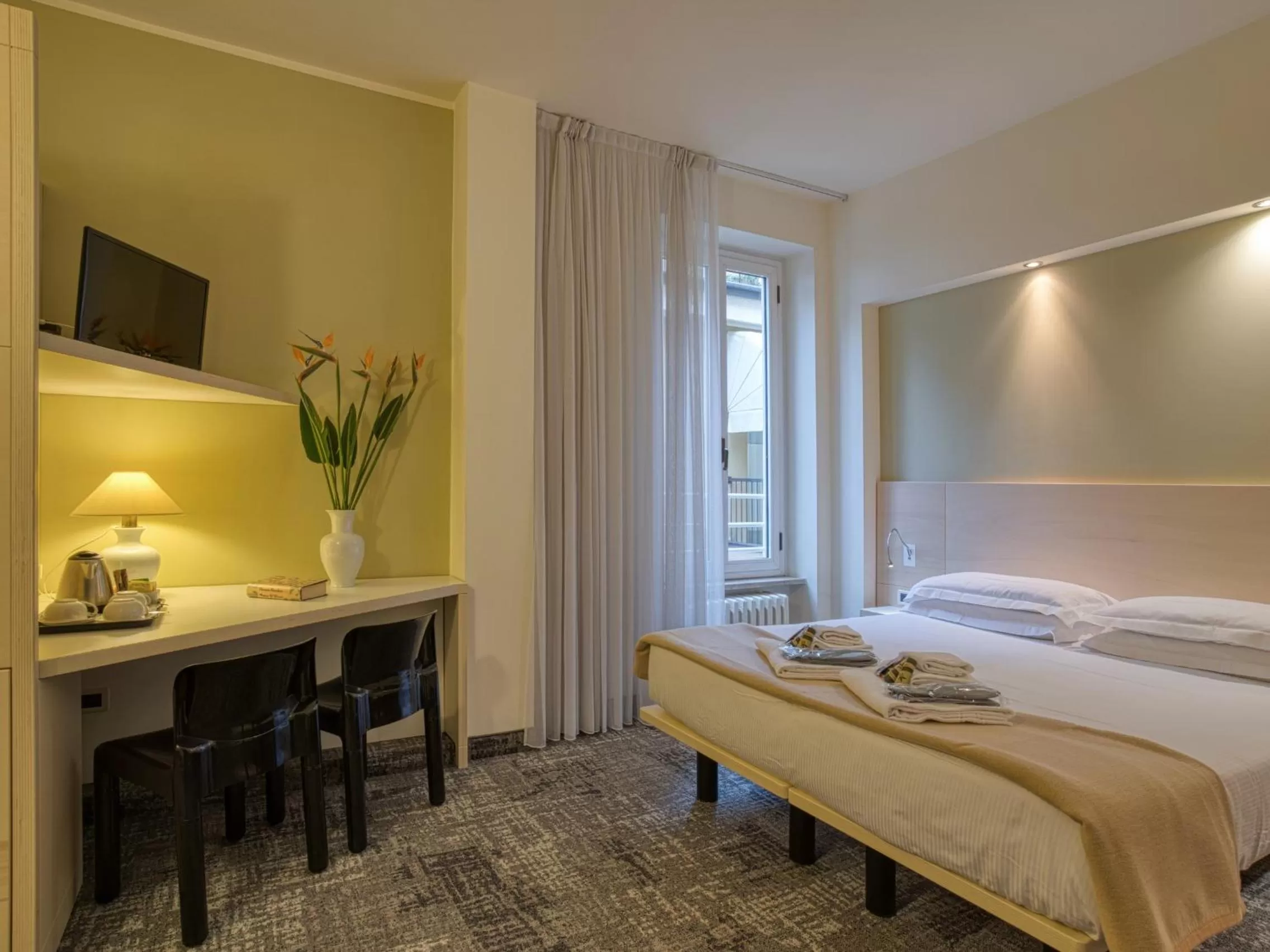 Photo of the whole room, Bed in Hotel Piroscafo