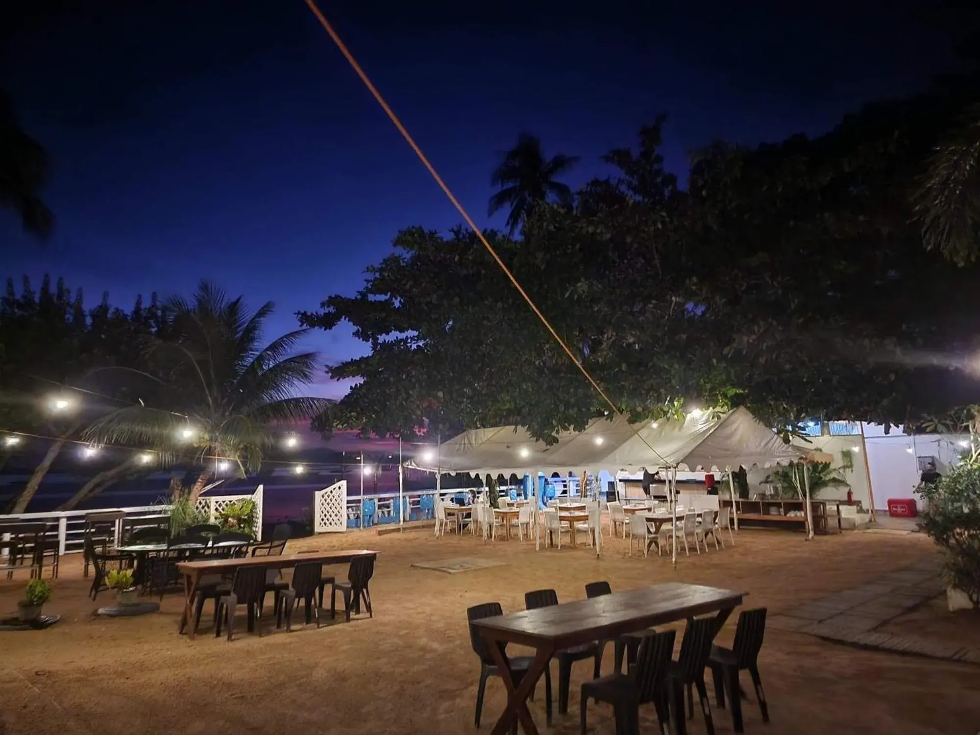 Restaurant/Places to Eat in Stunning Republic Beach Resort