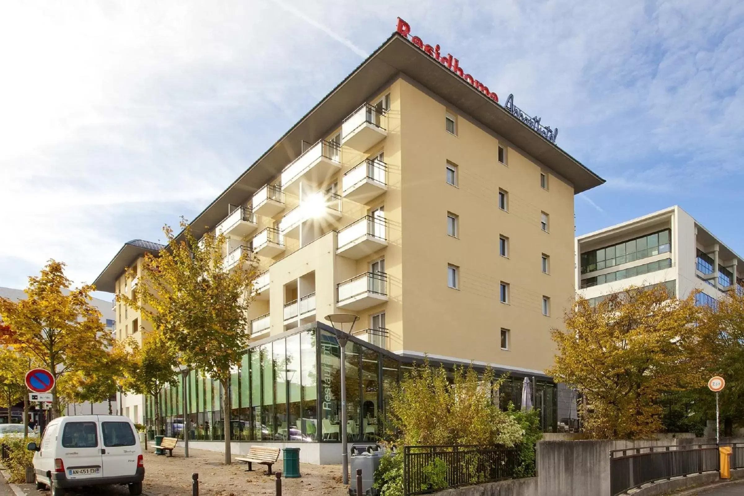 Facade/entrance, Property Building in Residhome Paris-Massy