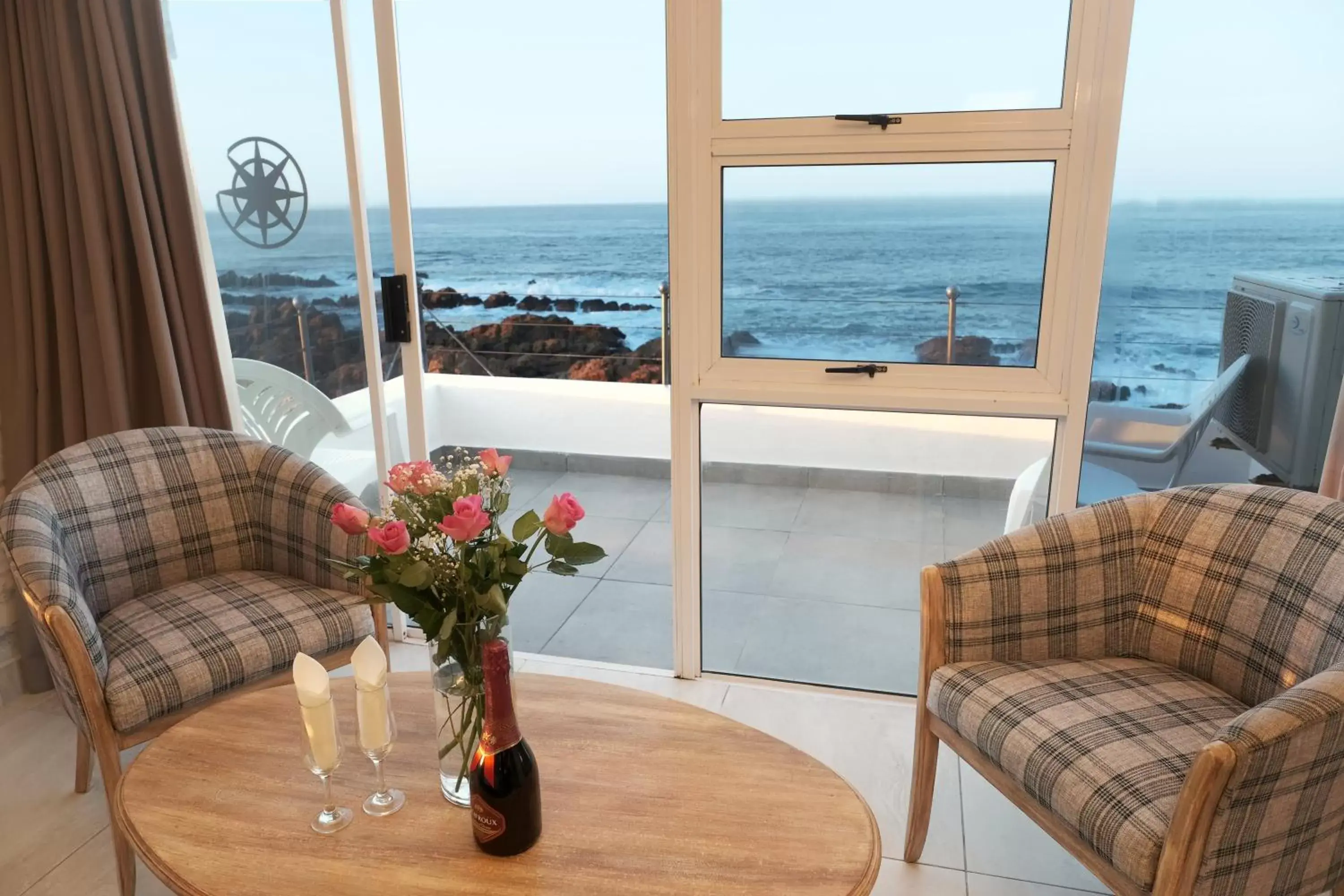 Balcony/Terrace, Sea View in The Point Hotel & Spa